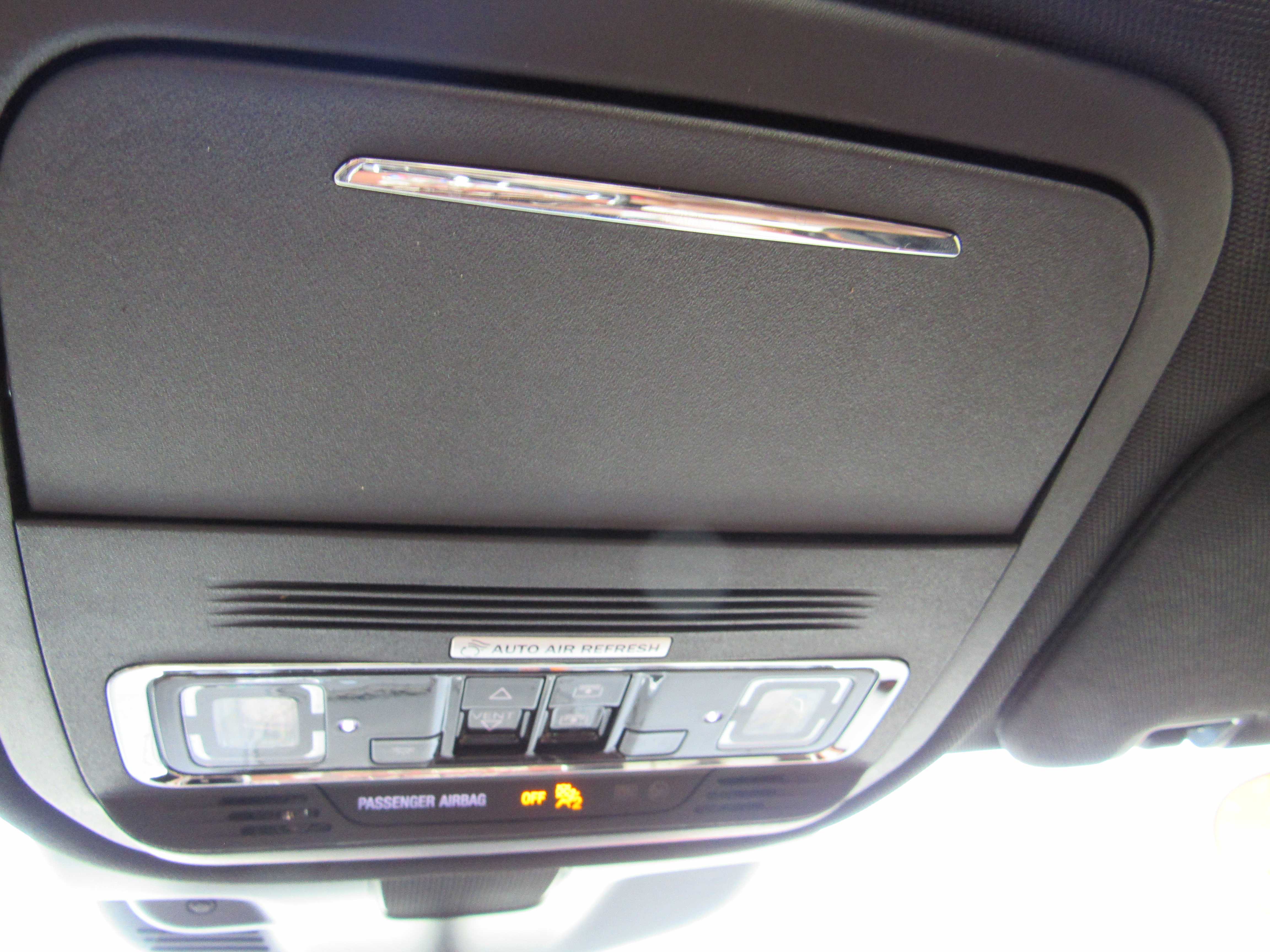 WHITE, 2021 LINCOLN AVIATOR Thumnail Image 26