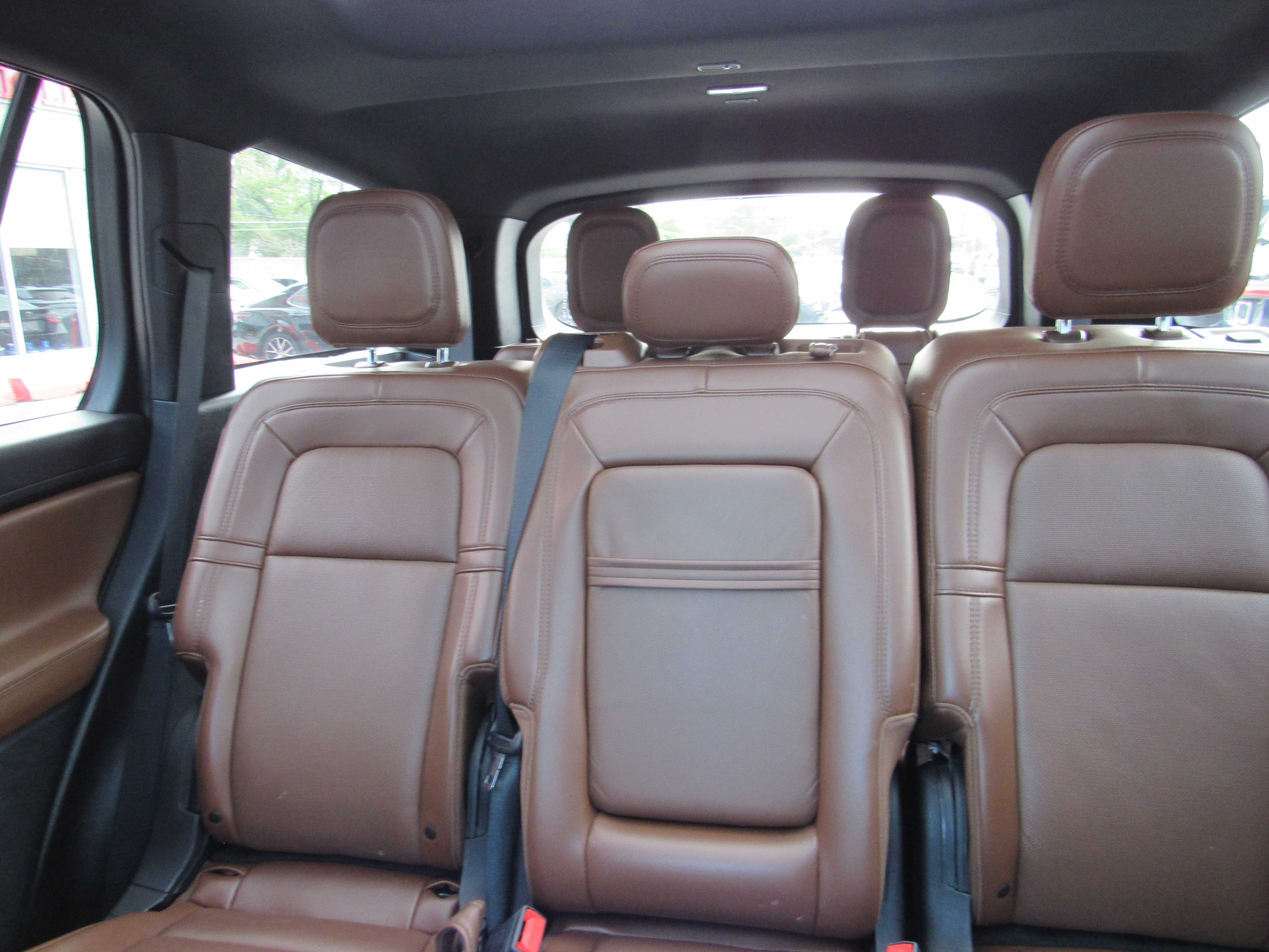 WHITE, 2021 LINCOLN AVIATOR Thumnail Image 28