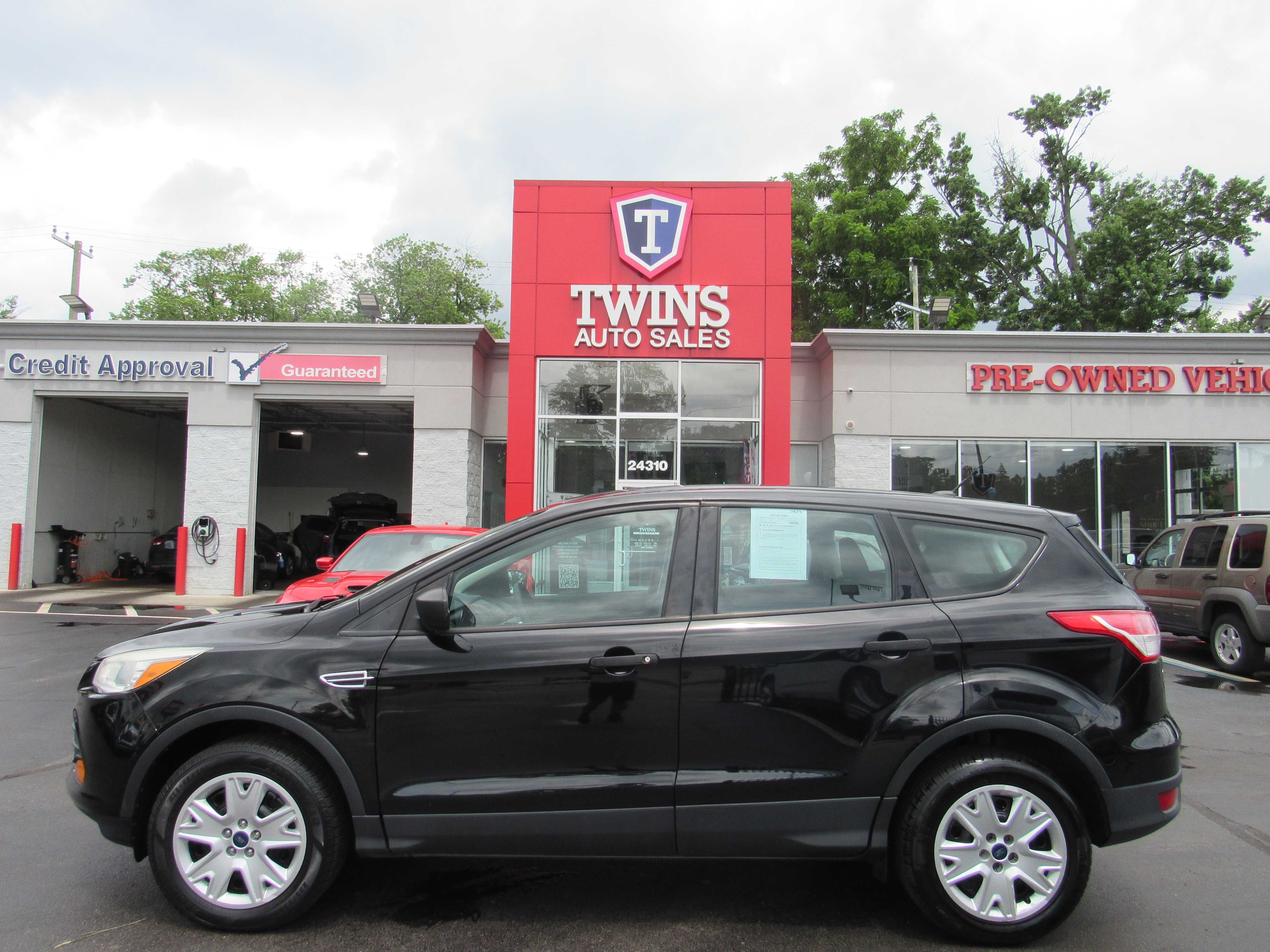 BLACK, 2016 FORD ESCAPE Image 