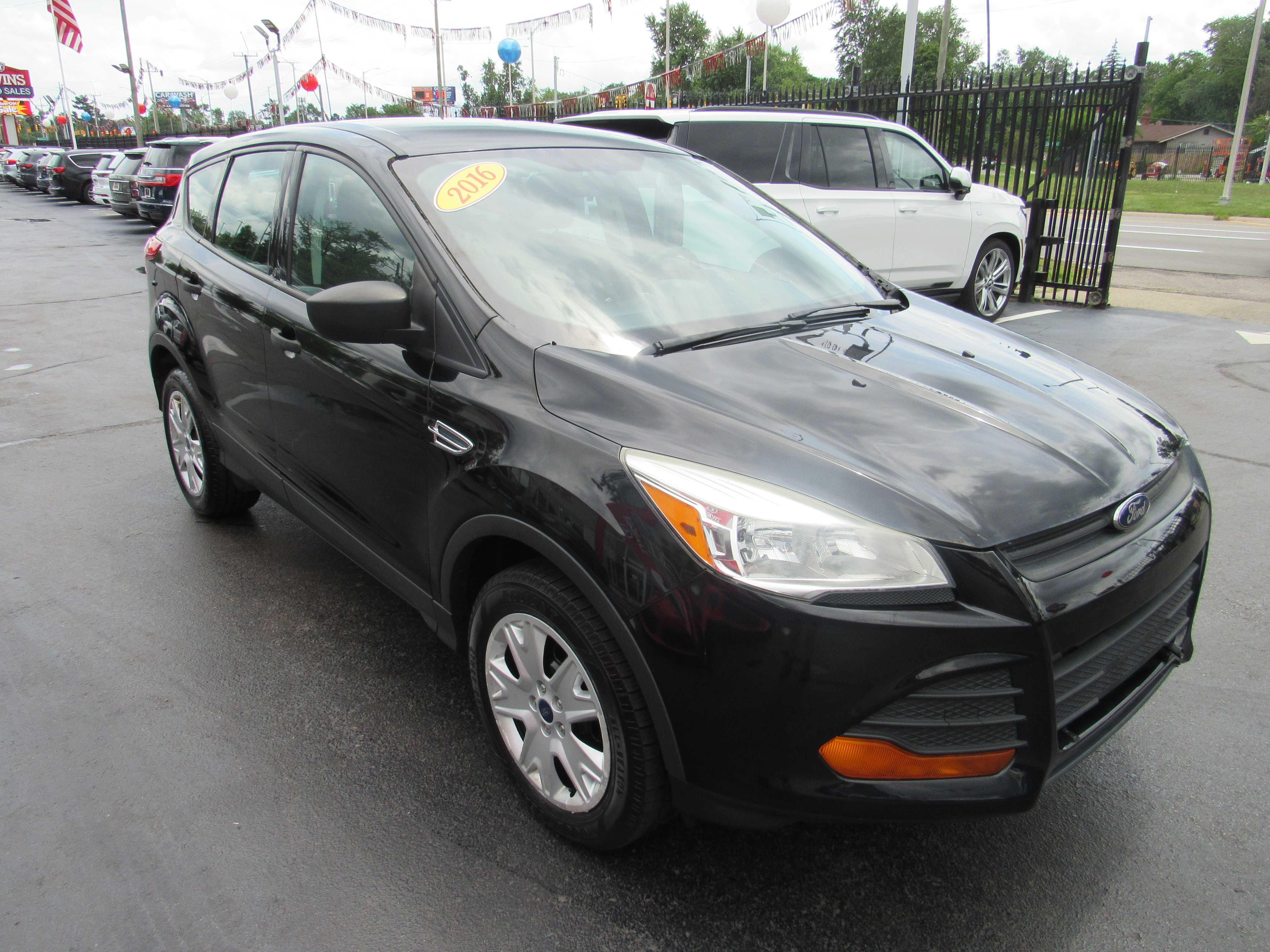 BLACK, 2016 FORD ESCAPE Thumnail Image 4