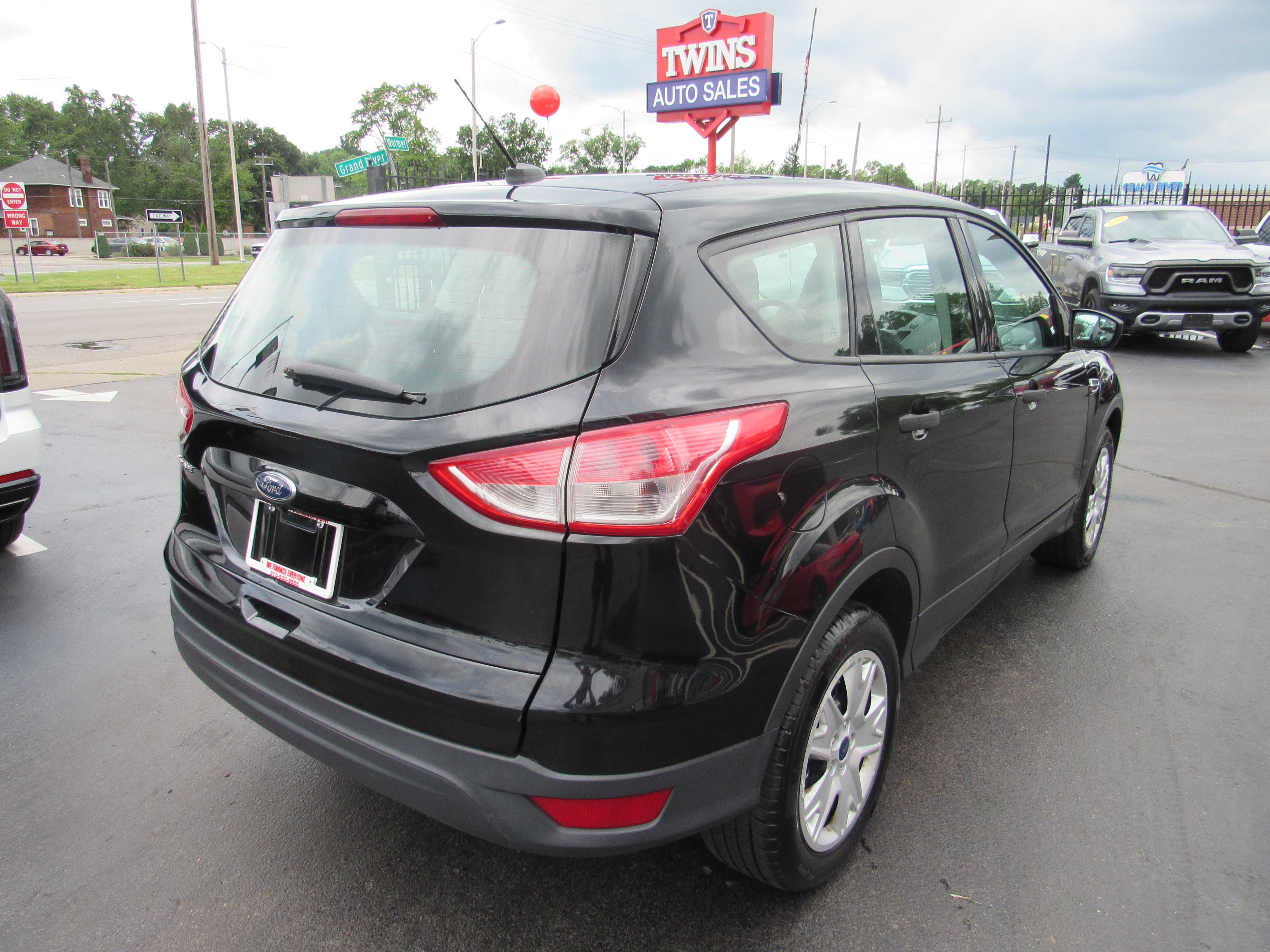BLACK, 2016 FORD ESCAPE Thumnail Image 6