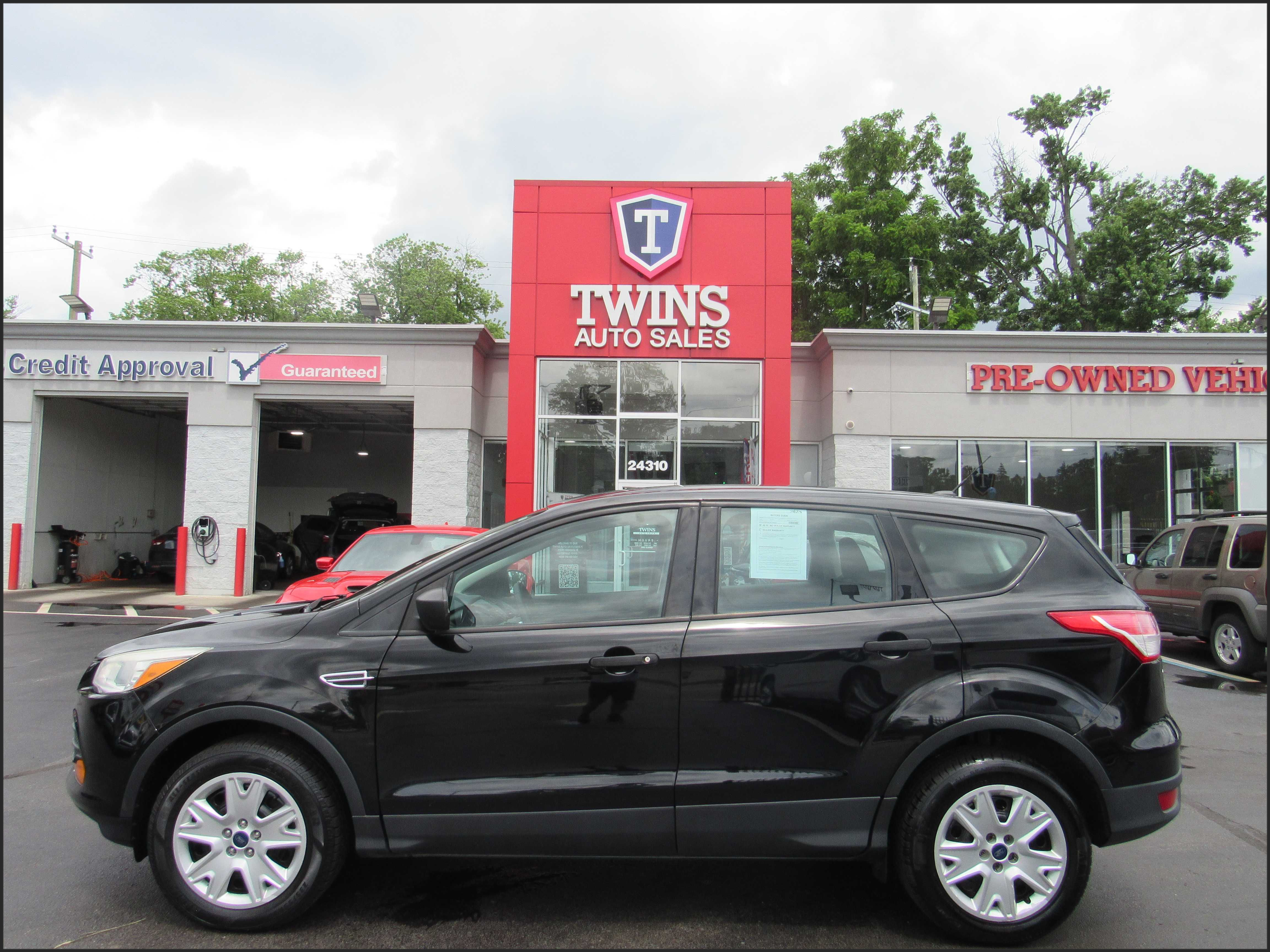 BLACK, 2016 FORD ESCAPE Image 