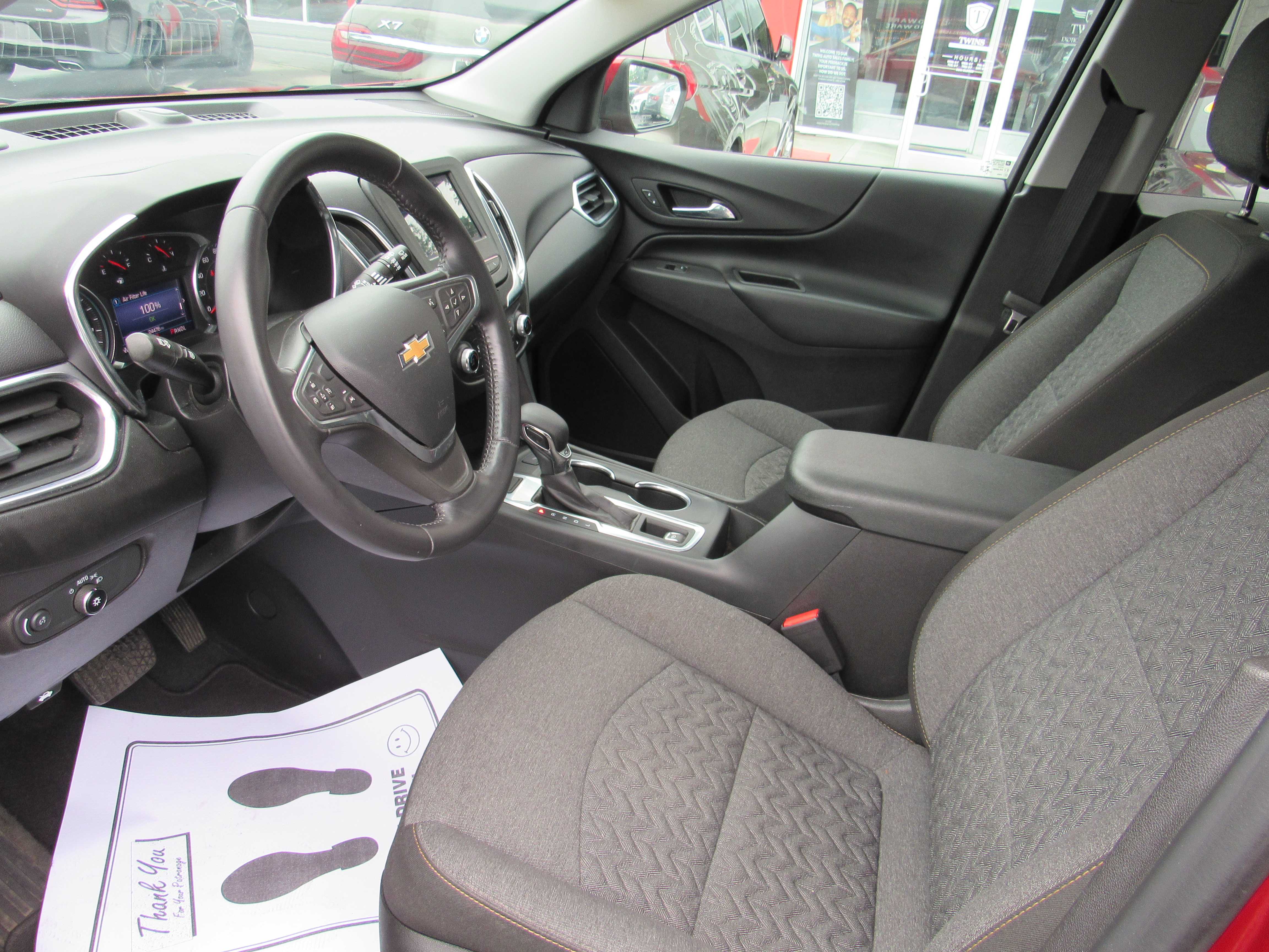 RED, 2022 CHEVROLET EQUINOX Thumnail Image 11