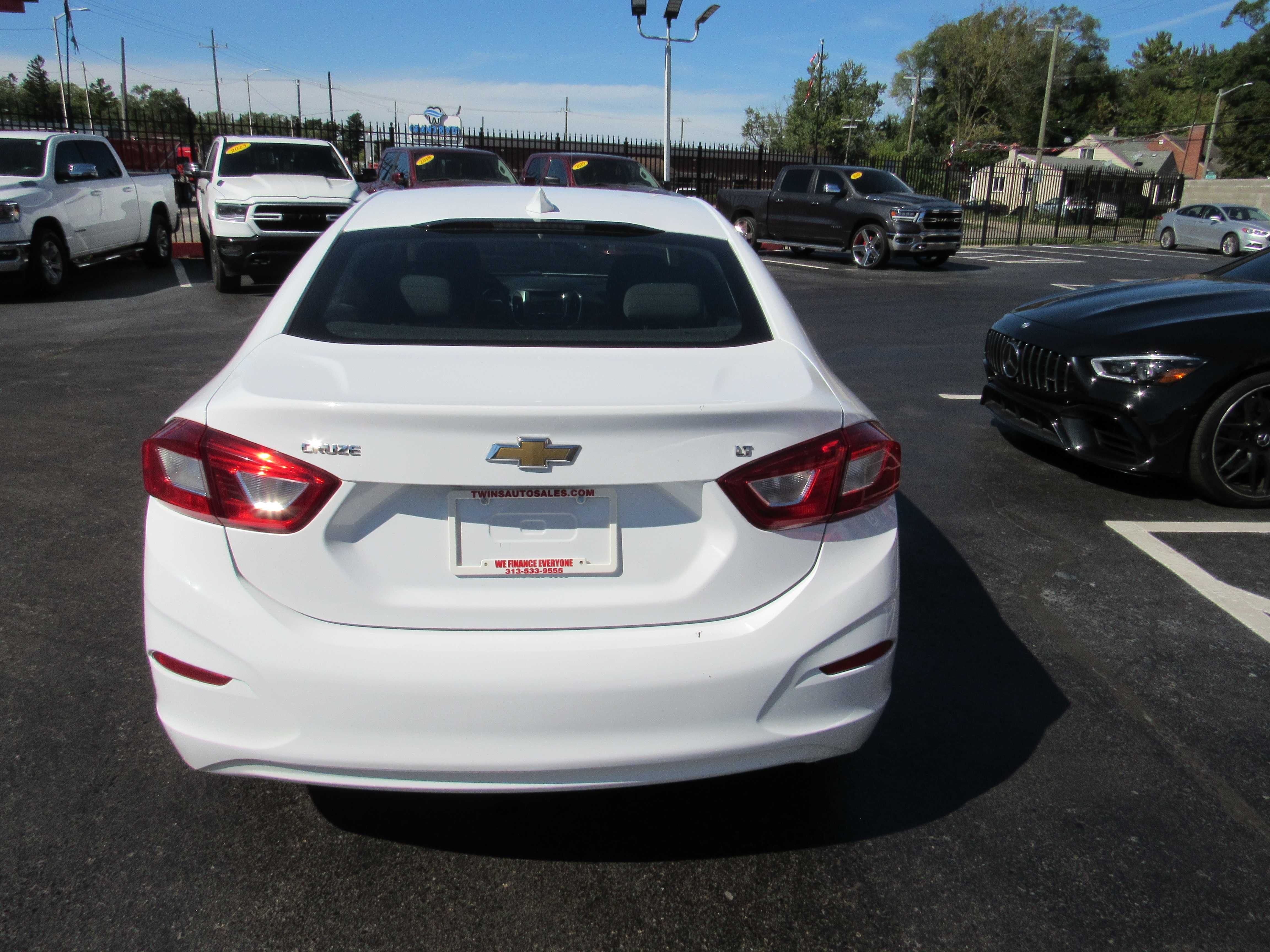 WHITE, 2018 CHEVROLET CRUZE Thumnail Image 7