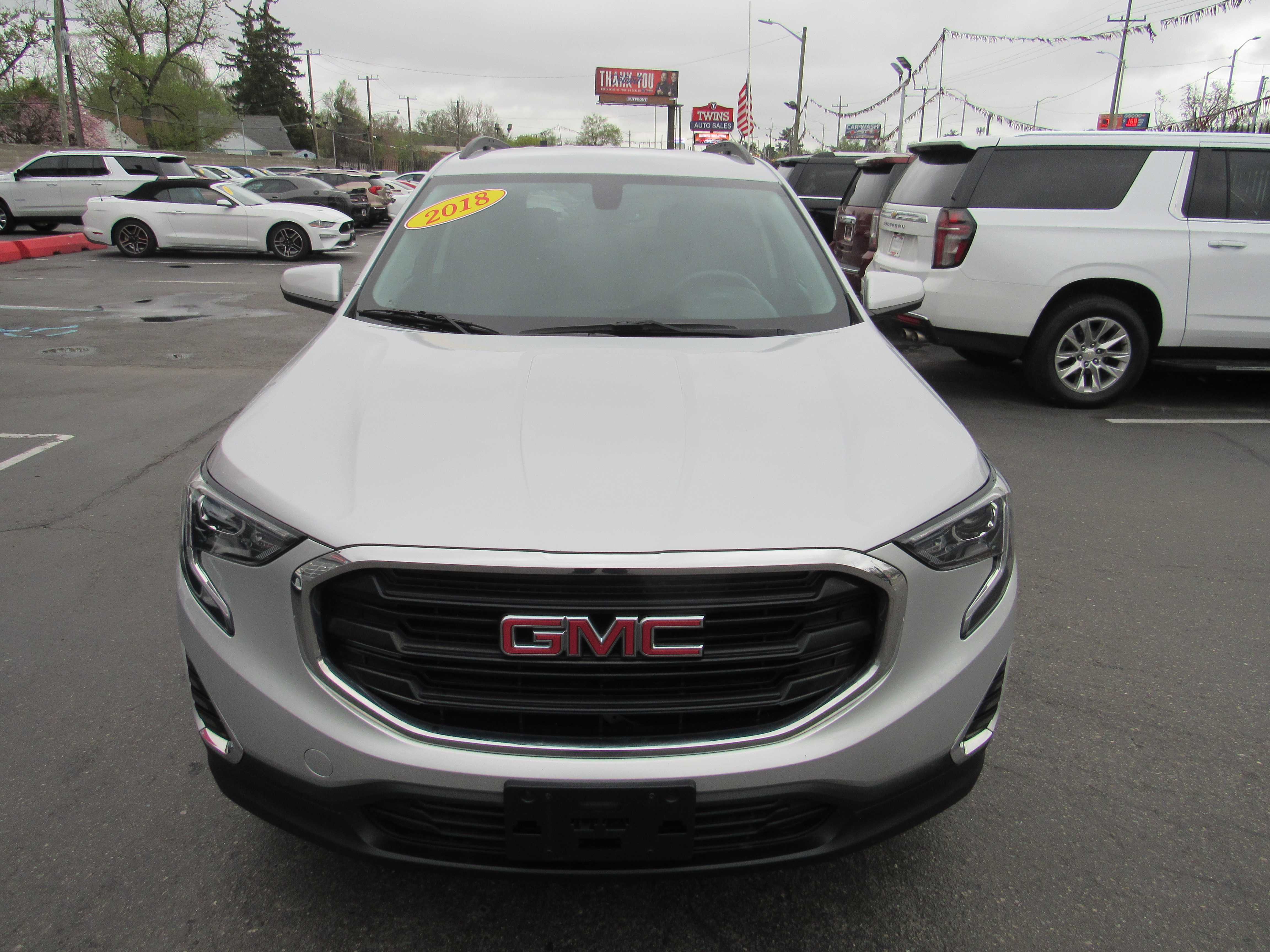 SILVER, 2018 GMC TERRAIN Thumnail Image 3