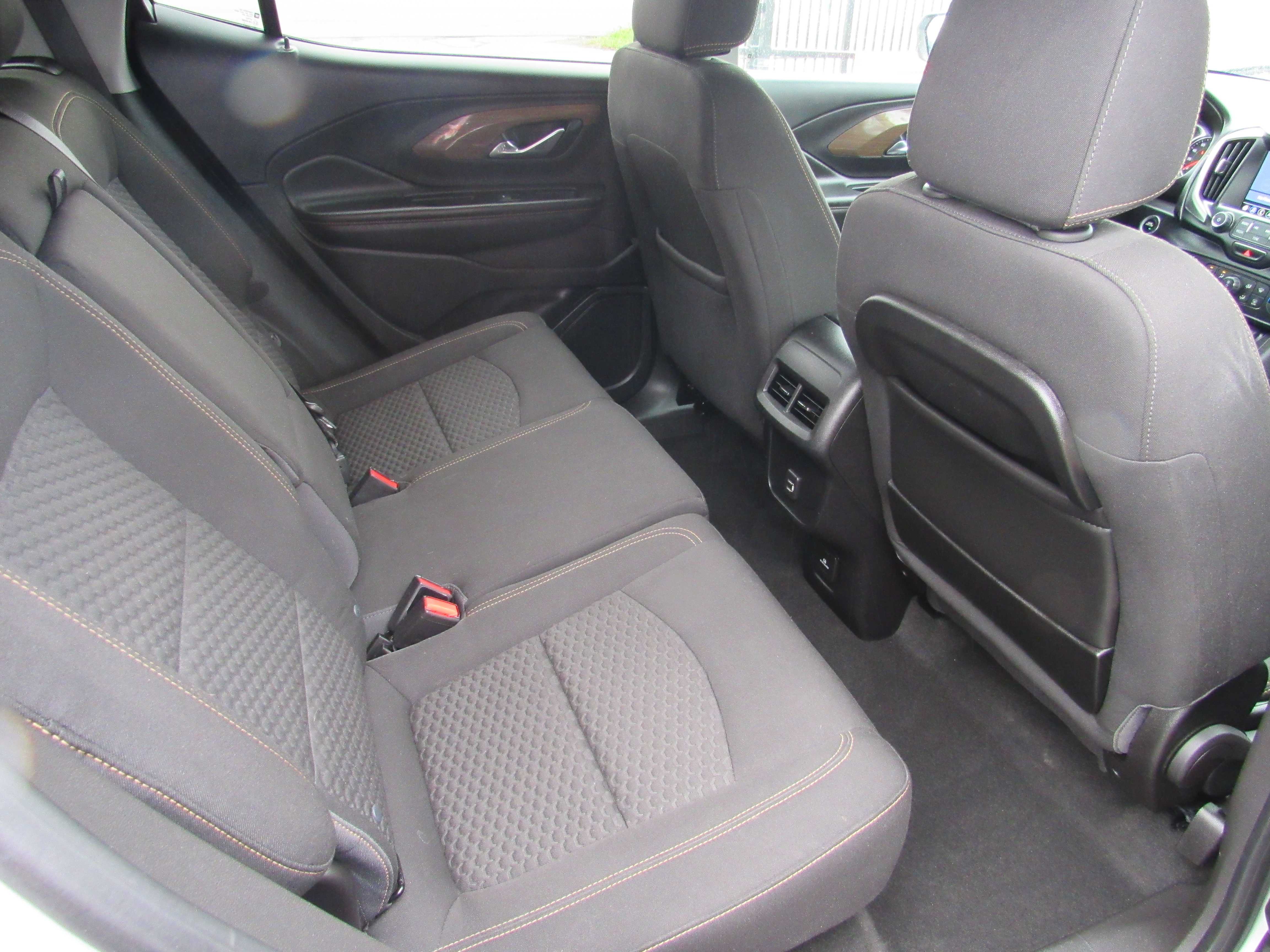 SILVER, 2018 GMC TERRAIN Thumnail Image 9