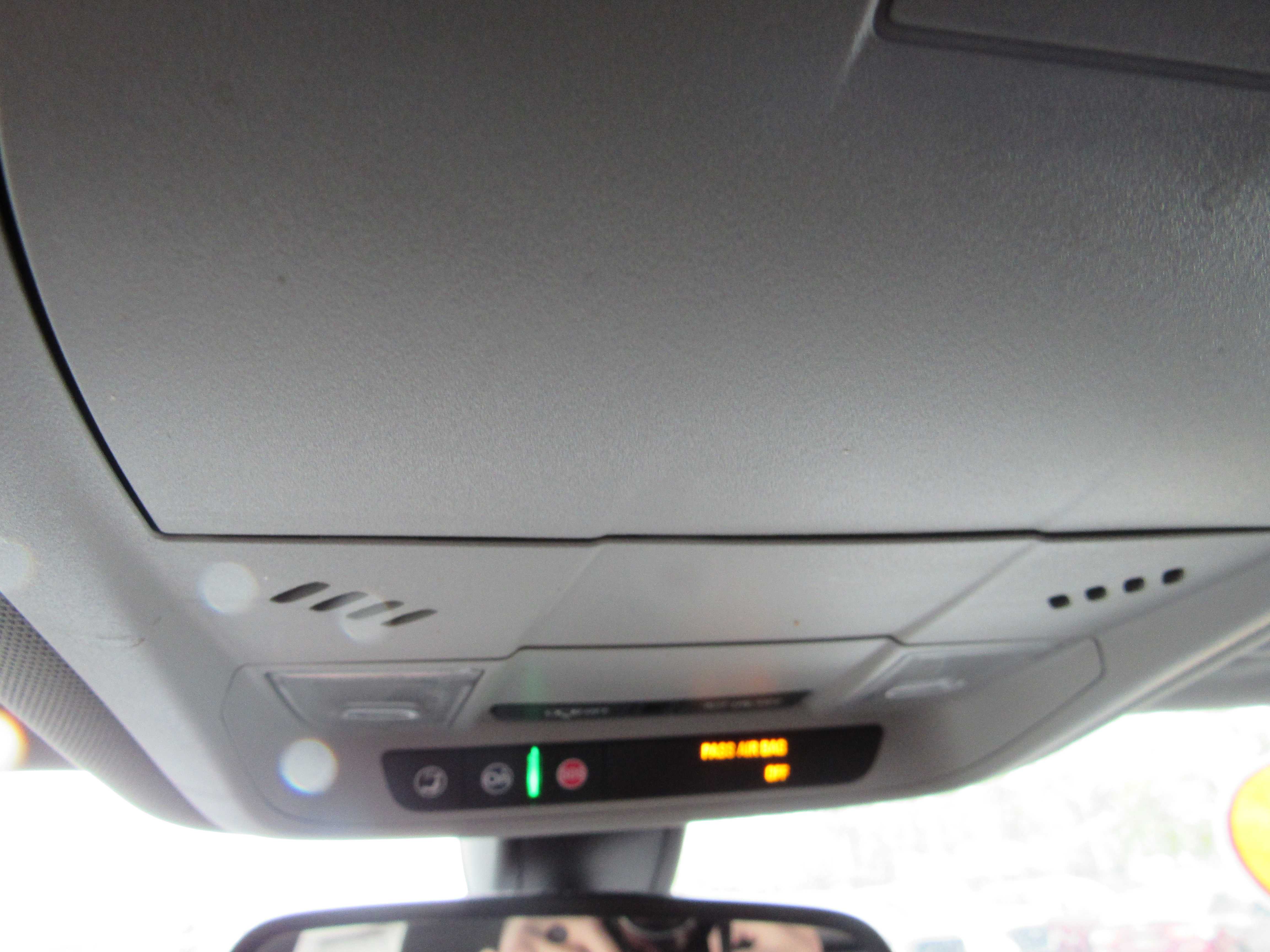 SILVER, 2018 GMC TERRAIN Thumnail Image 13