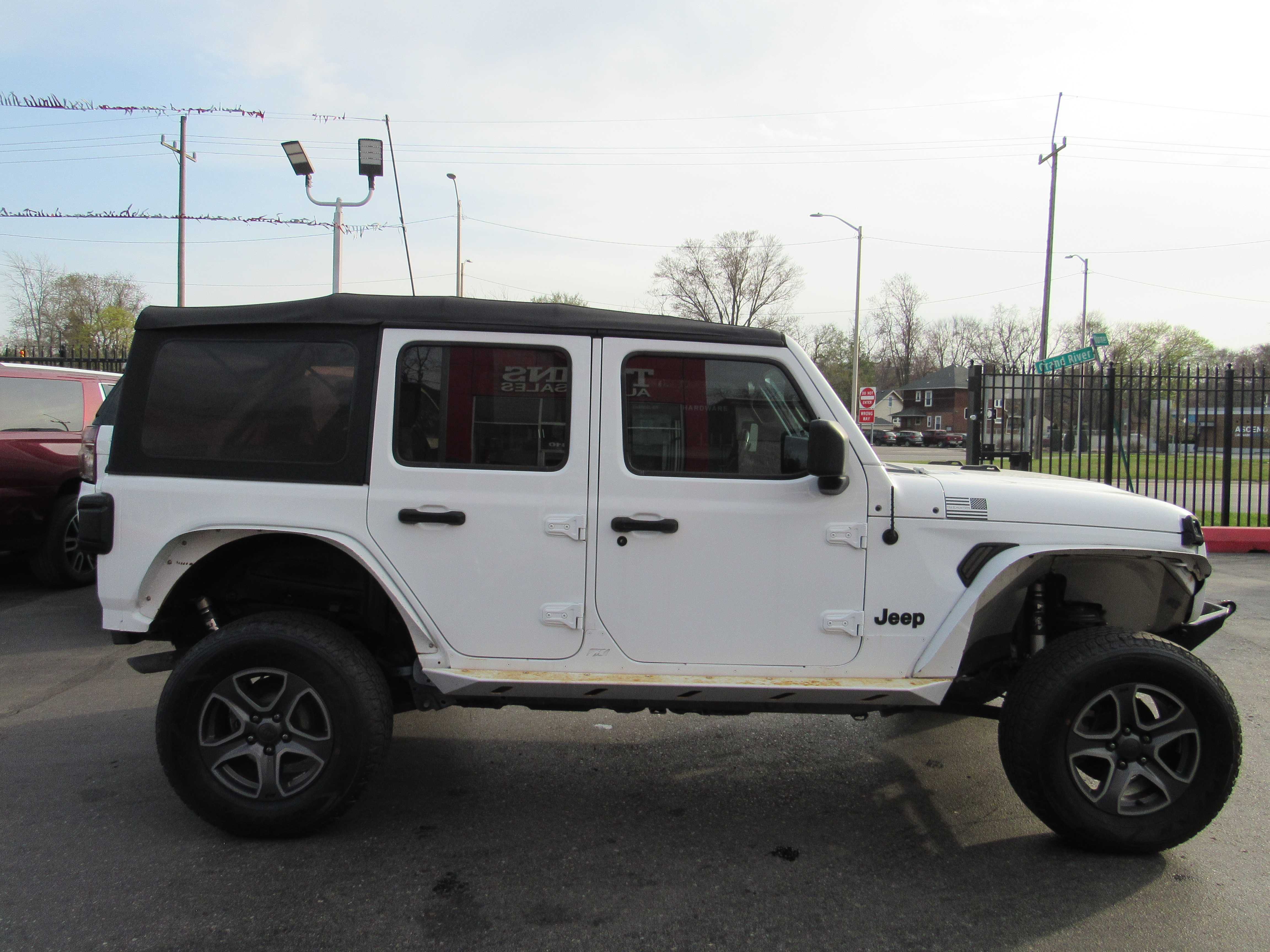 WHITE, 2019 JEEP WRANGLER UNLIMITED Thumnail Image 5