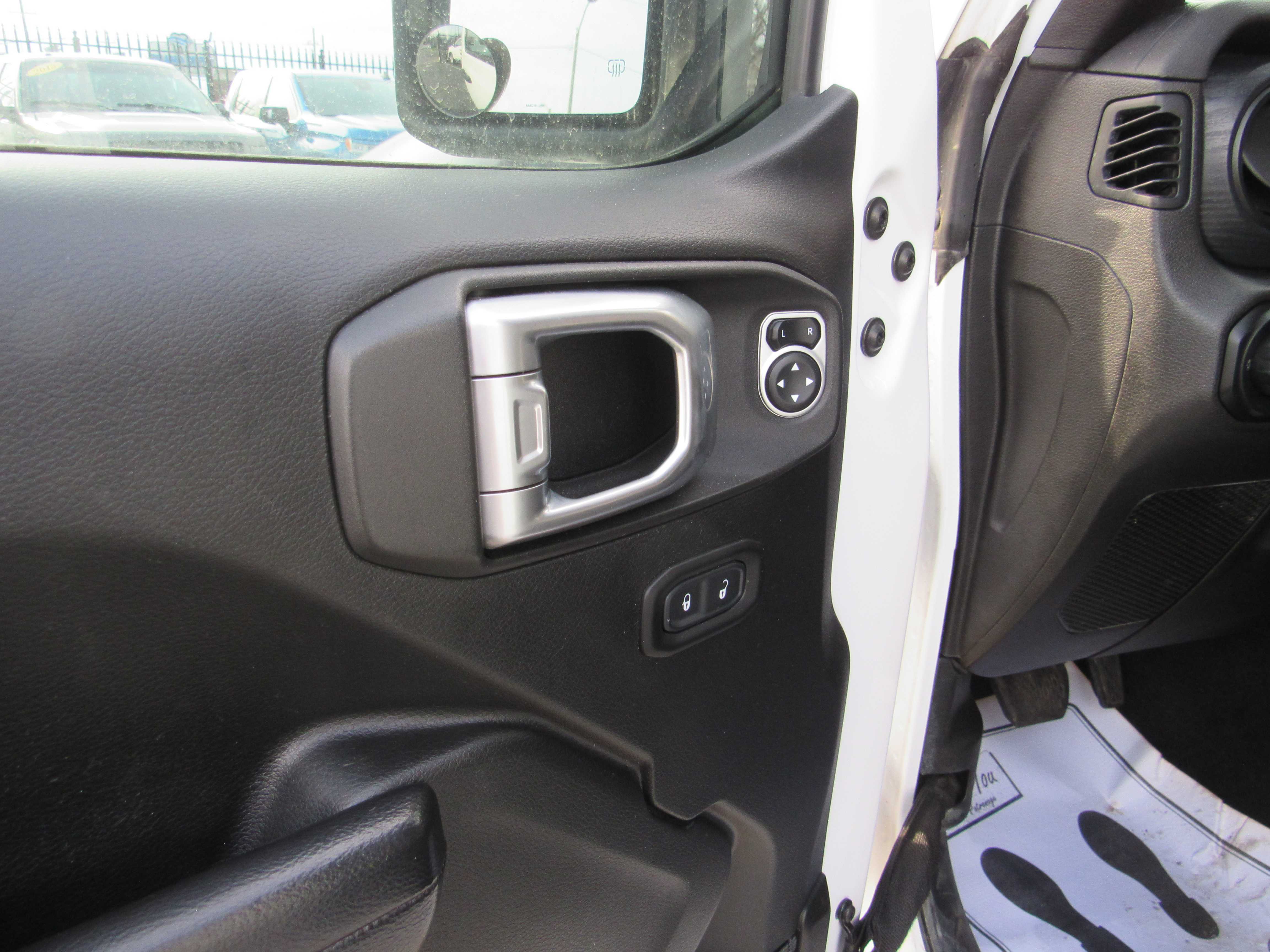 WHITE, 2019 JEEP WRANGLER UNLIMITED Thumnail Image 10
