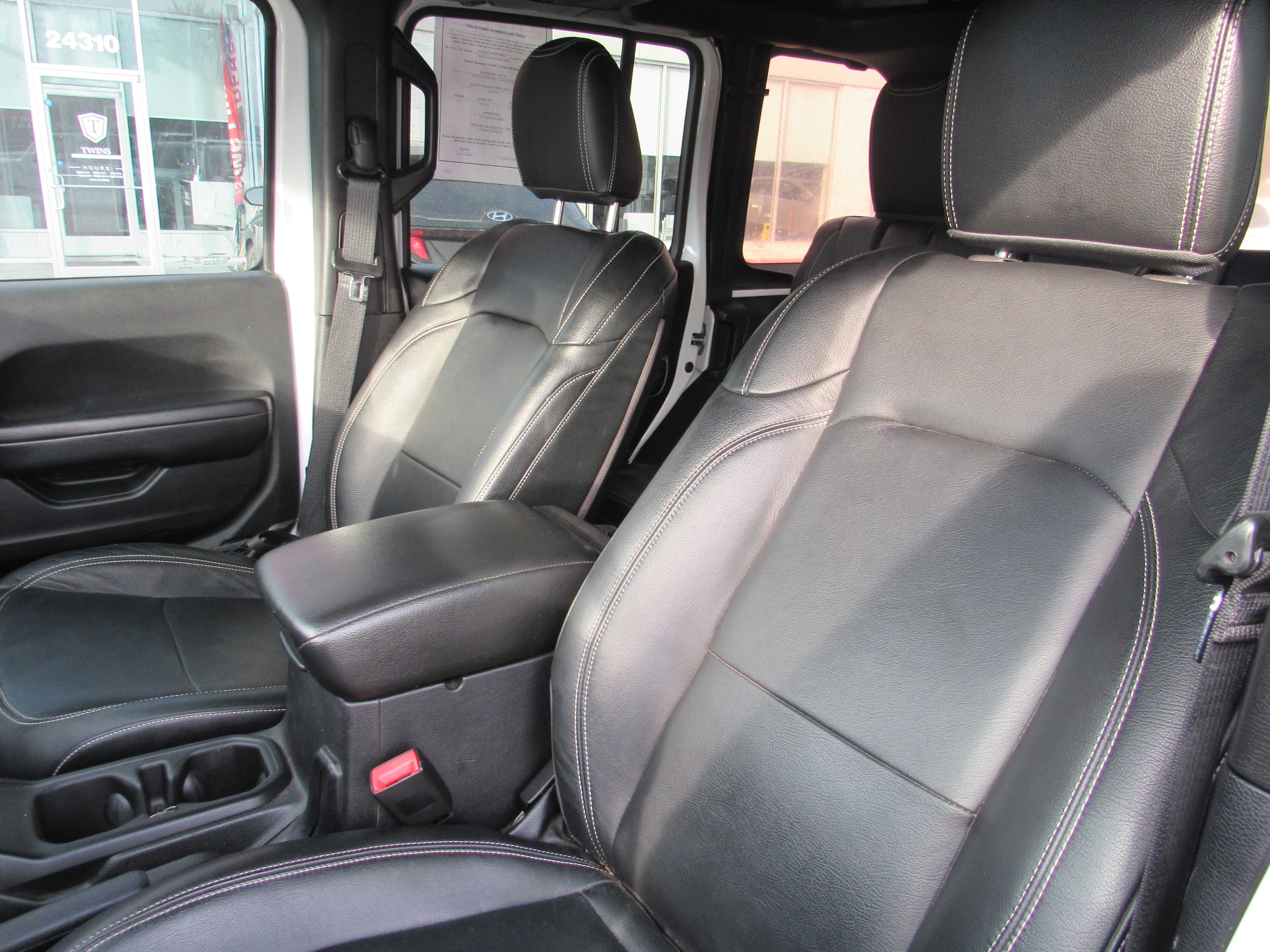 WHITE, 2019 JEEP WRANGLER UNLIMITED Thumnail Image 11