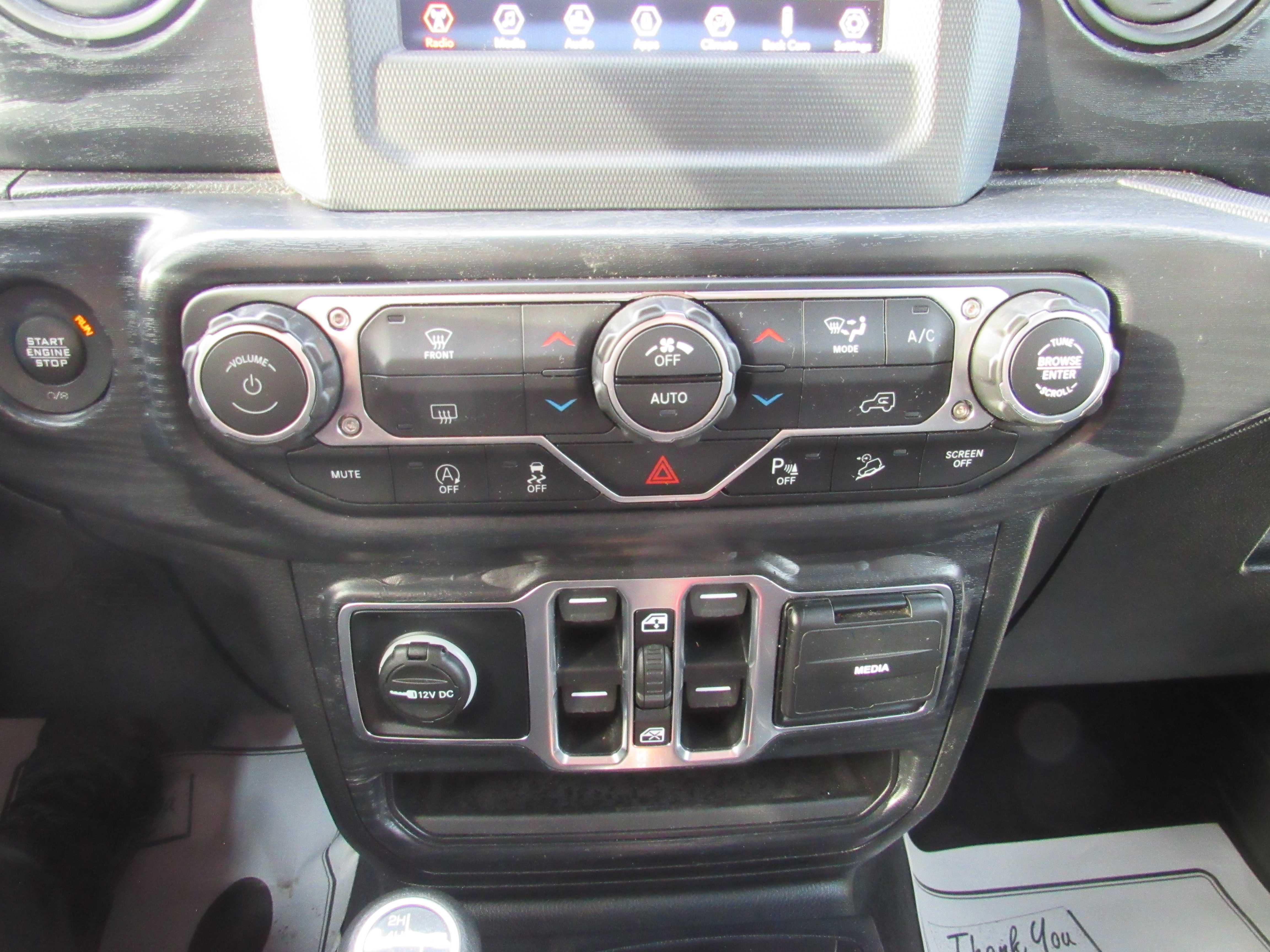 WHITE, 2019 JEEP WRANGLER UNLIMITED Thumnail Image 17
