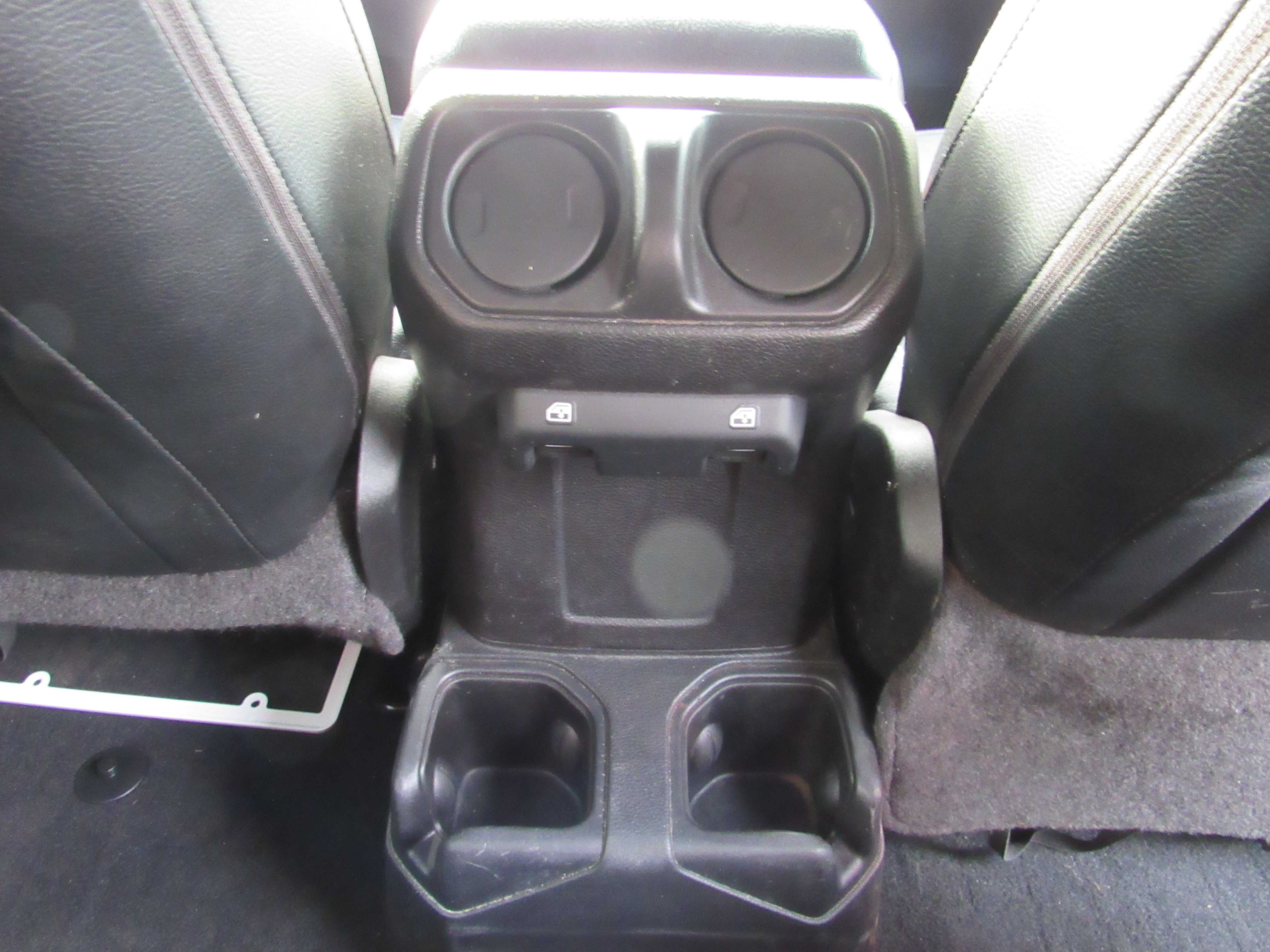 WHITE, 2019 JEEP WRANGLER UNLIMITED Thumnail Image 22