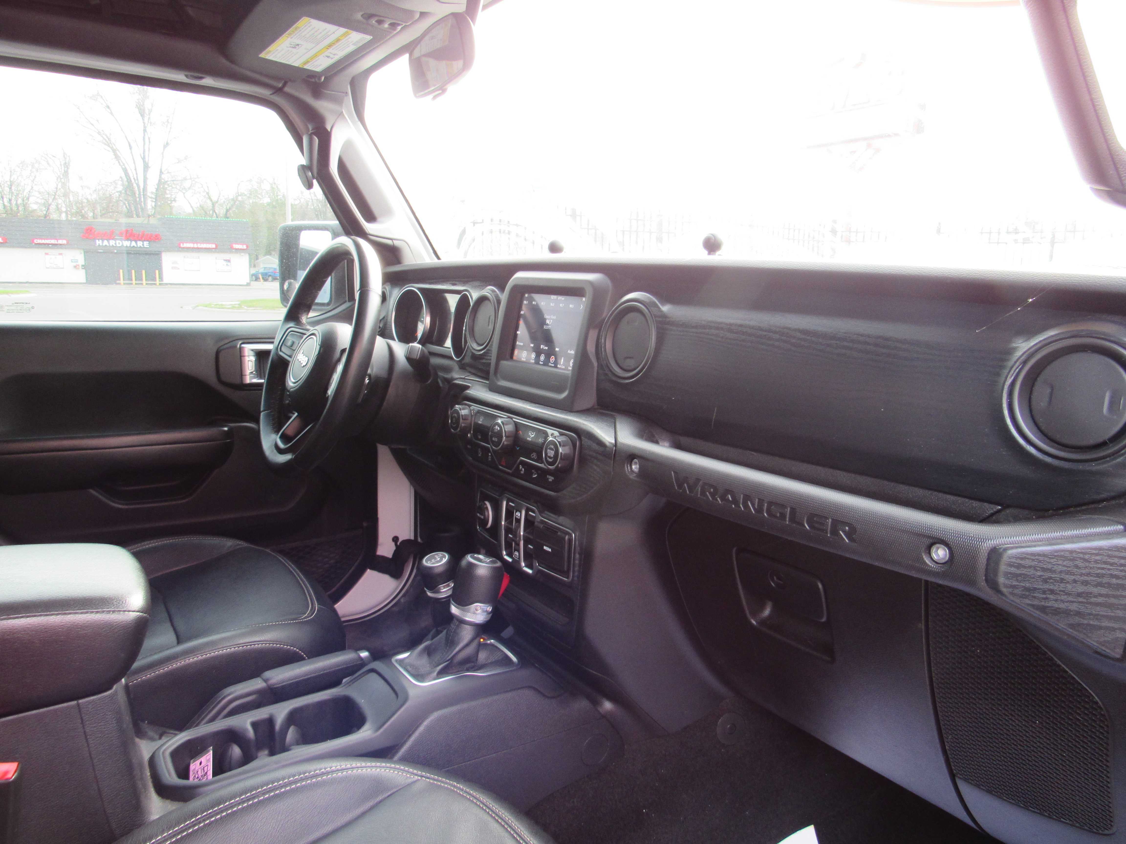 WHITE, 2019 JEEP WRANGLER UNLIMITED Thumnail Image 25