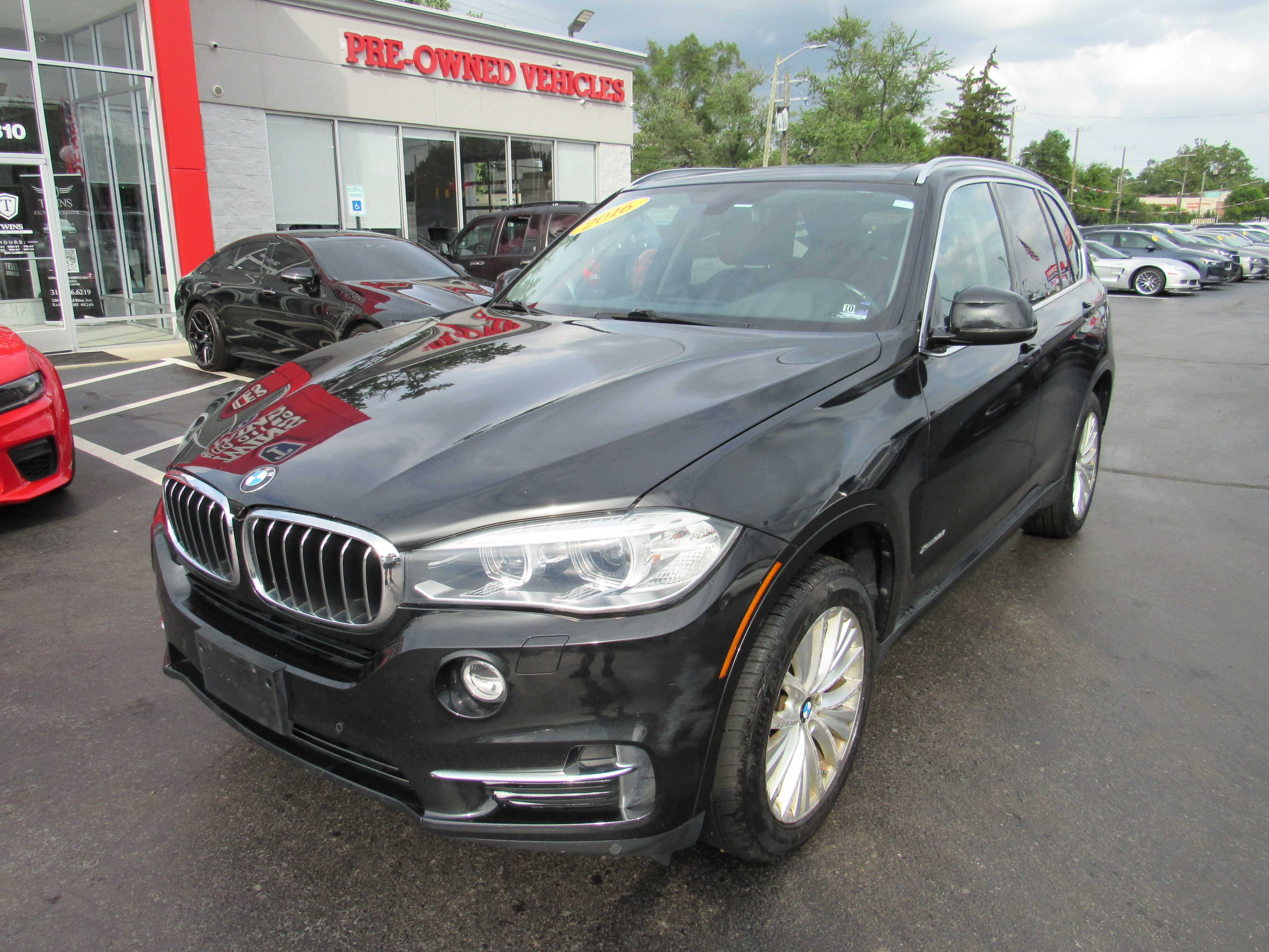 BLACK, 2016 BMW X5 Thumnail Image 2