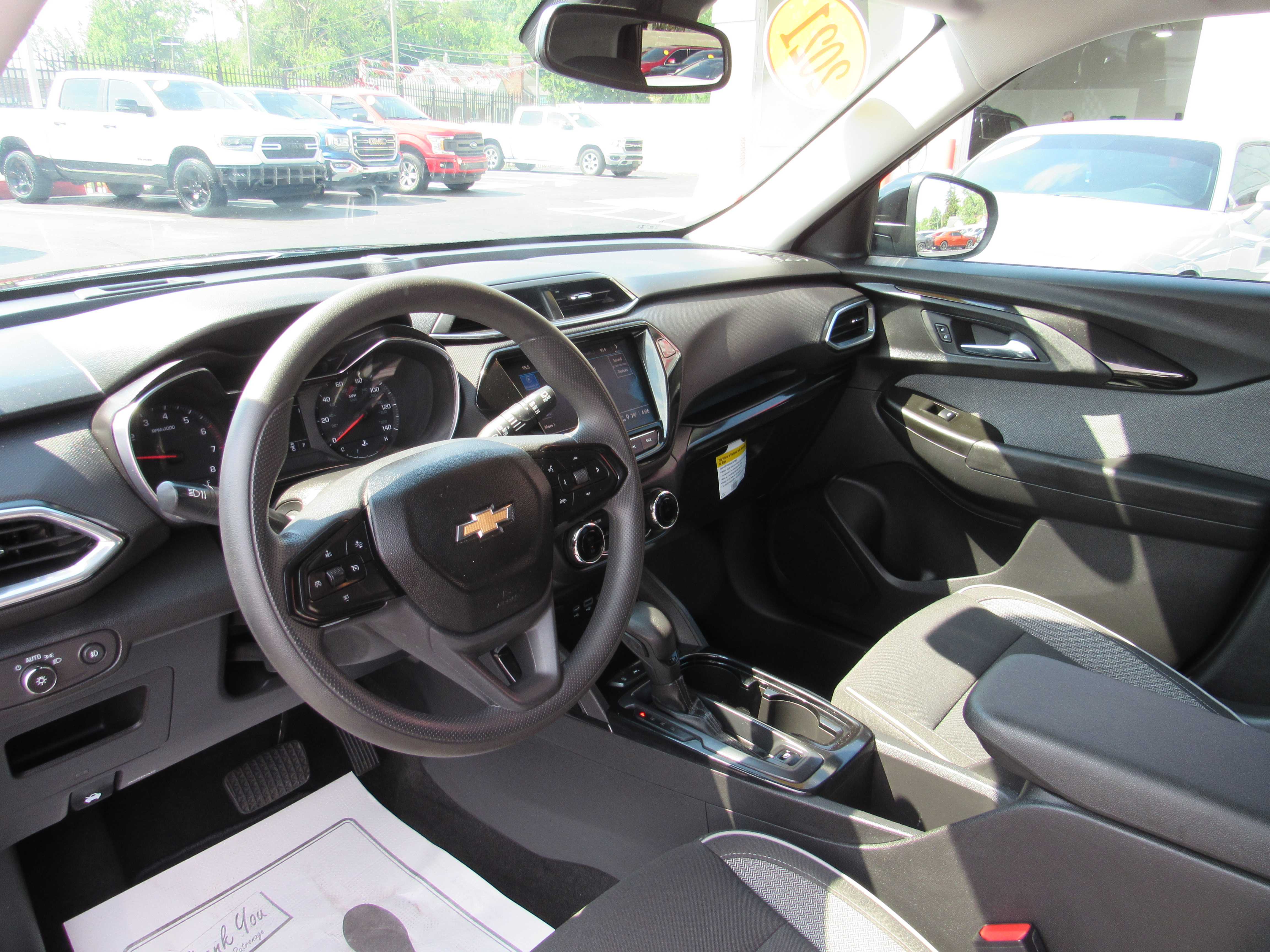 BLACK, 2021 CHEVROLET TRAILBLAZER Thumnail Image 12