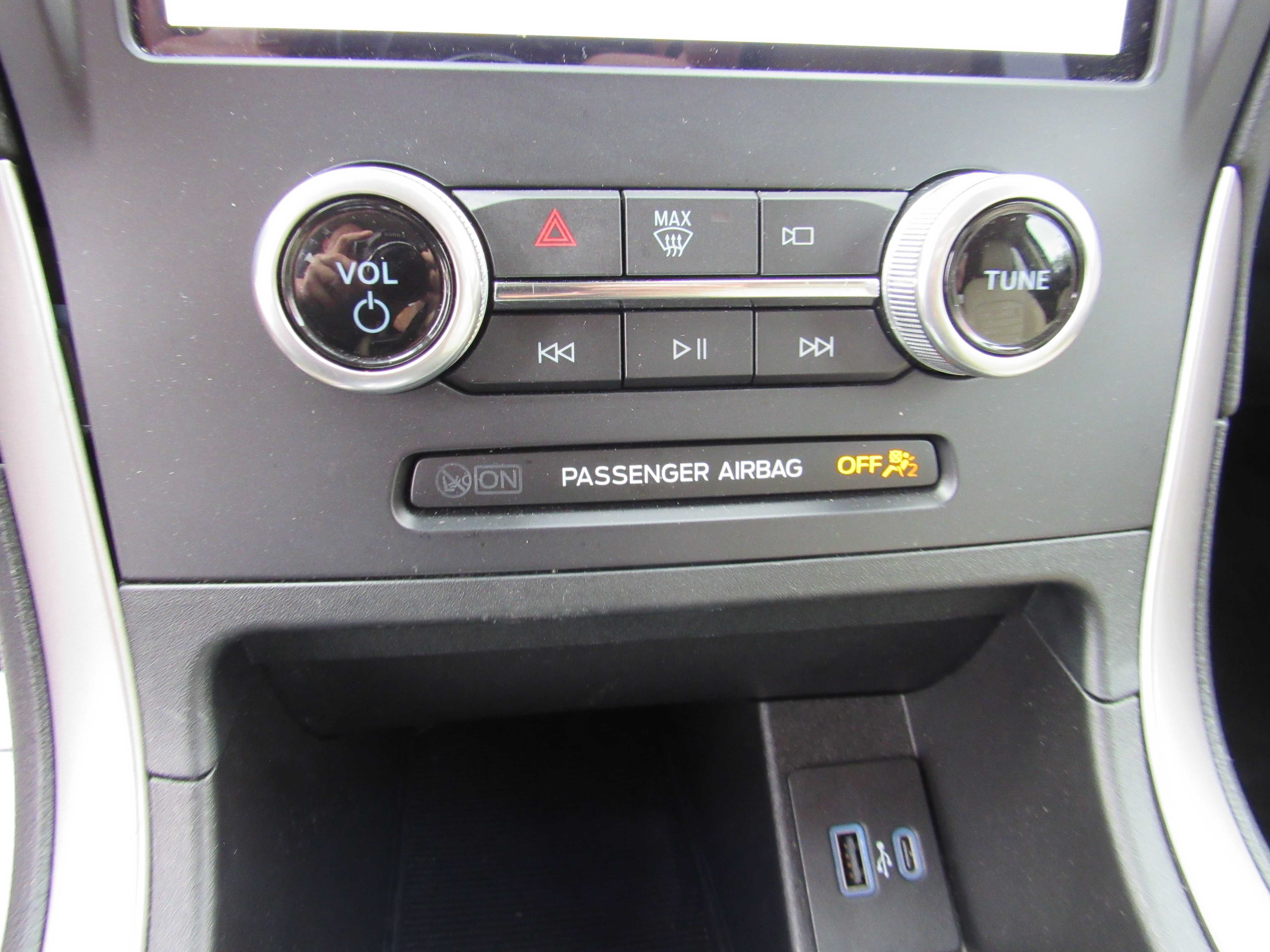 GREEN, 2022 FORD EDGE Thumnail Image 19