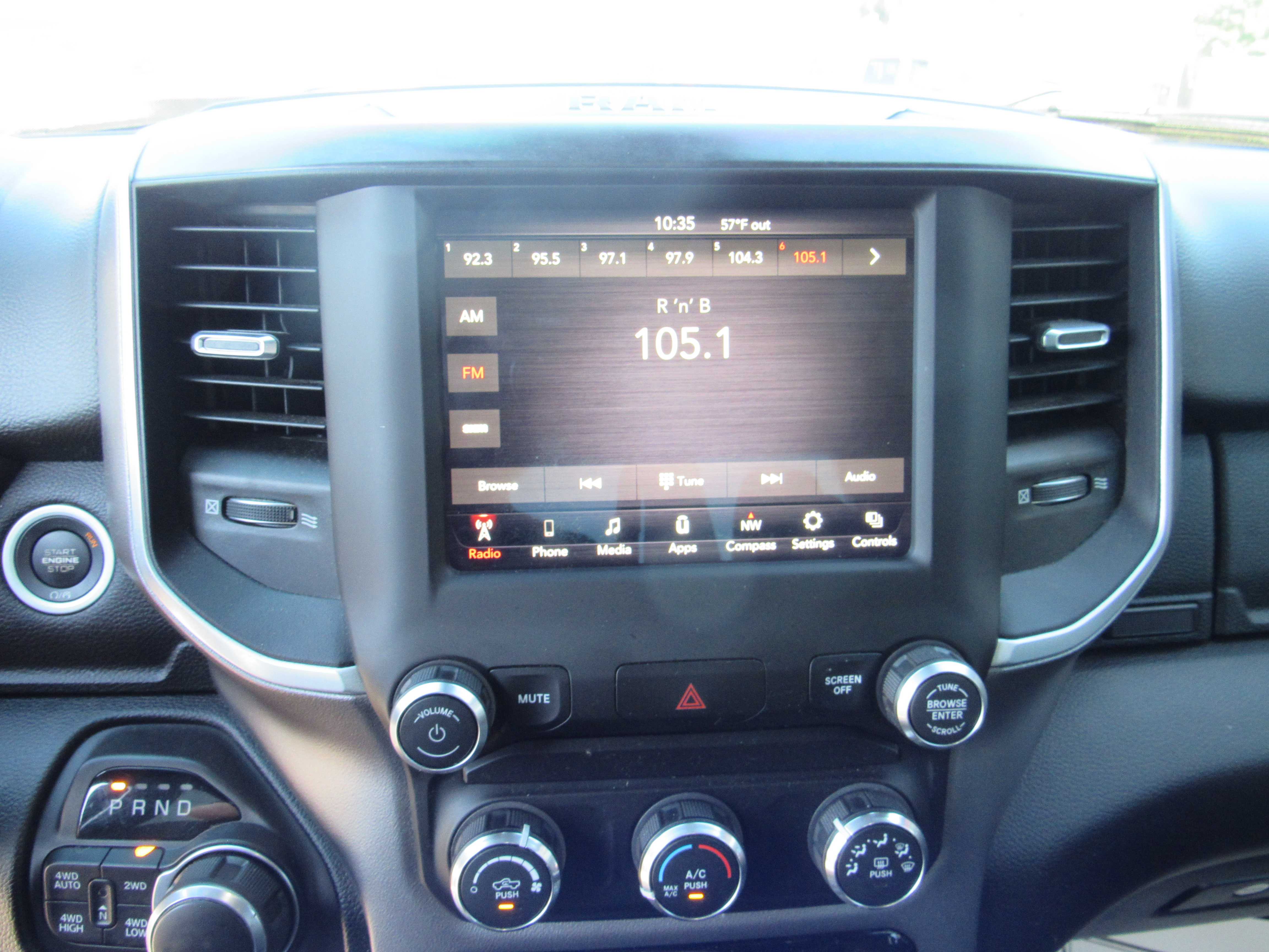 GREY, 2019 RAM 1500 CREW CAB Thumnail Image 13