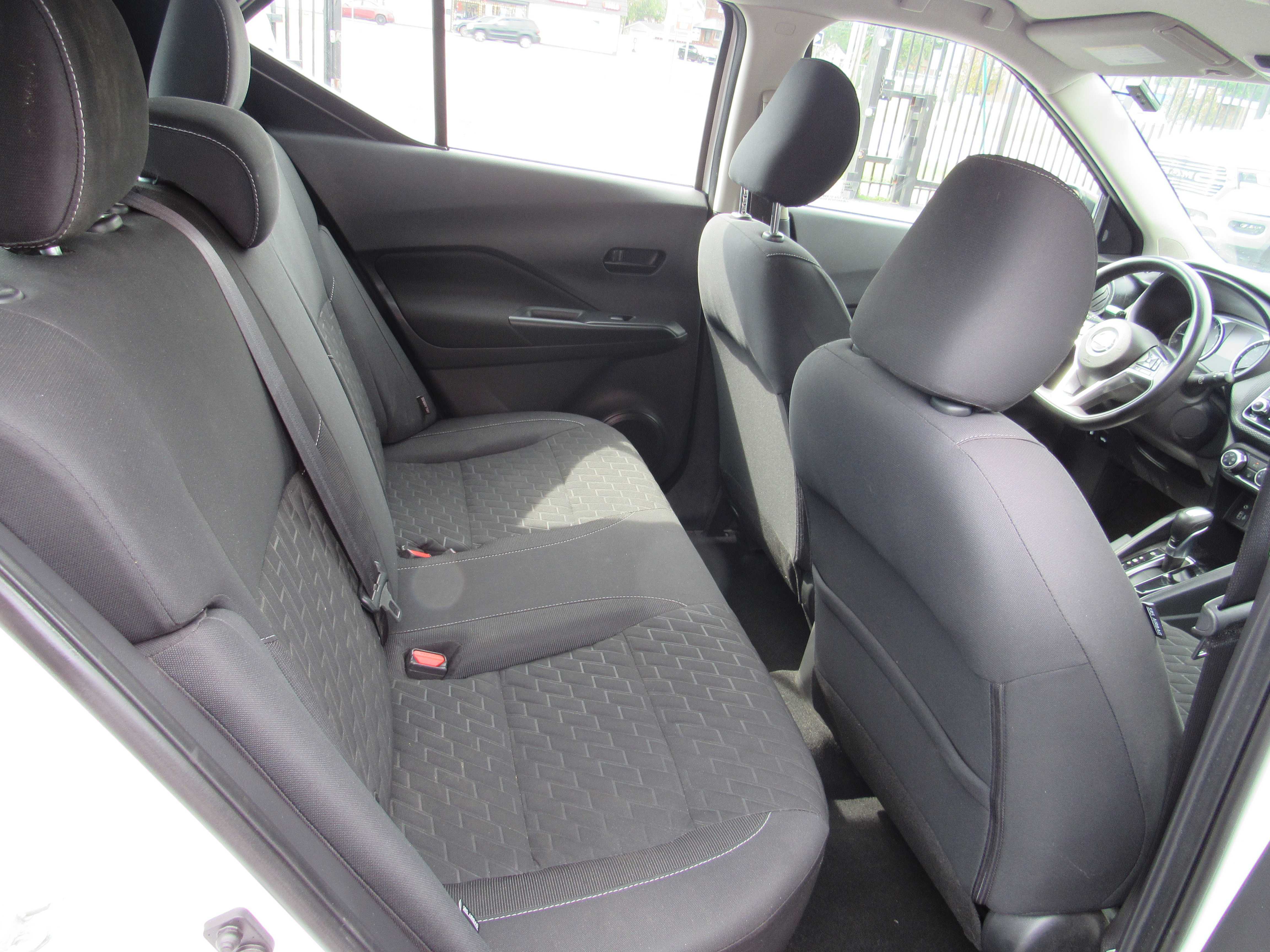 WHITE, 2021 NISSAN KICKS Thumnail Image 10