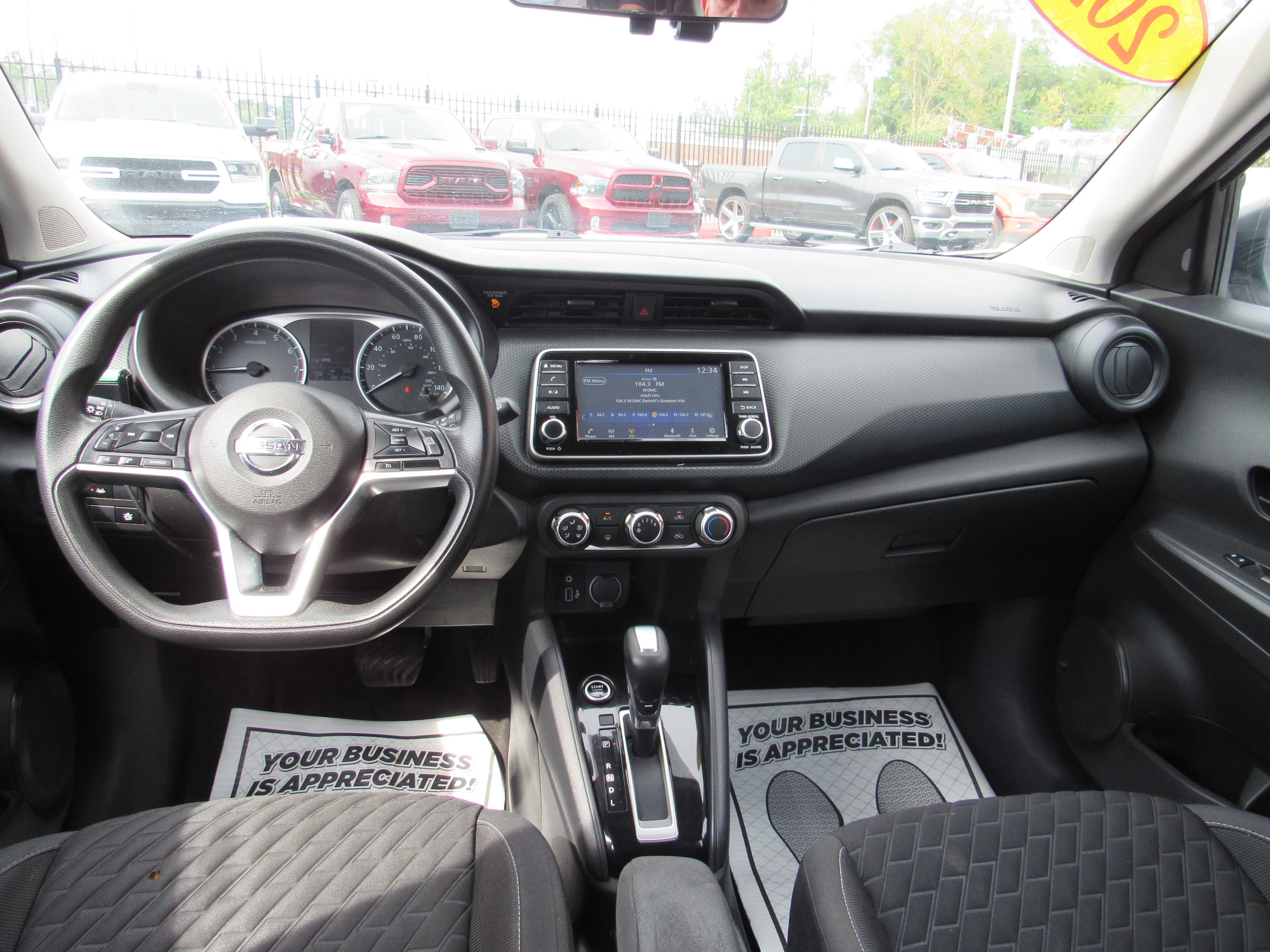 WHITE, 2021 NISSAN KICKS Thumnail Image 13