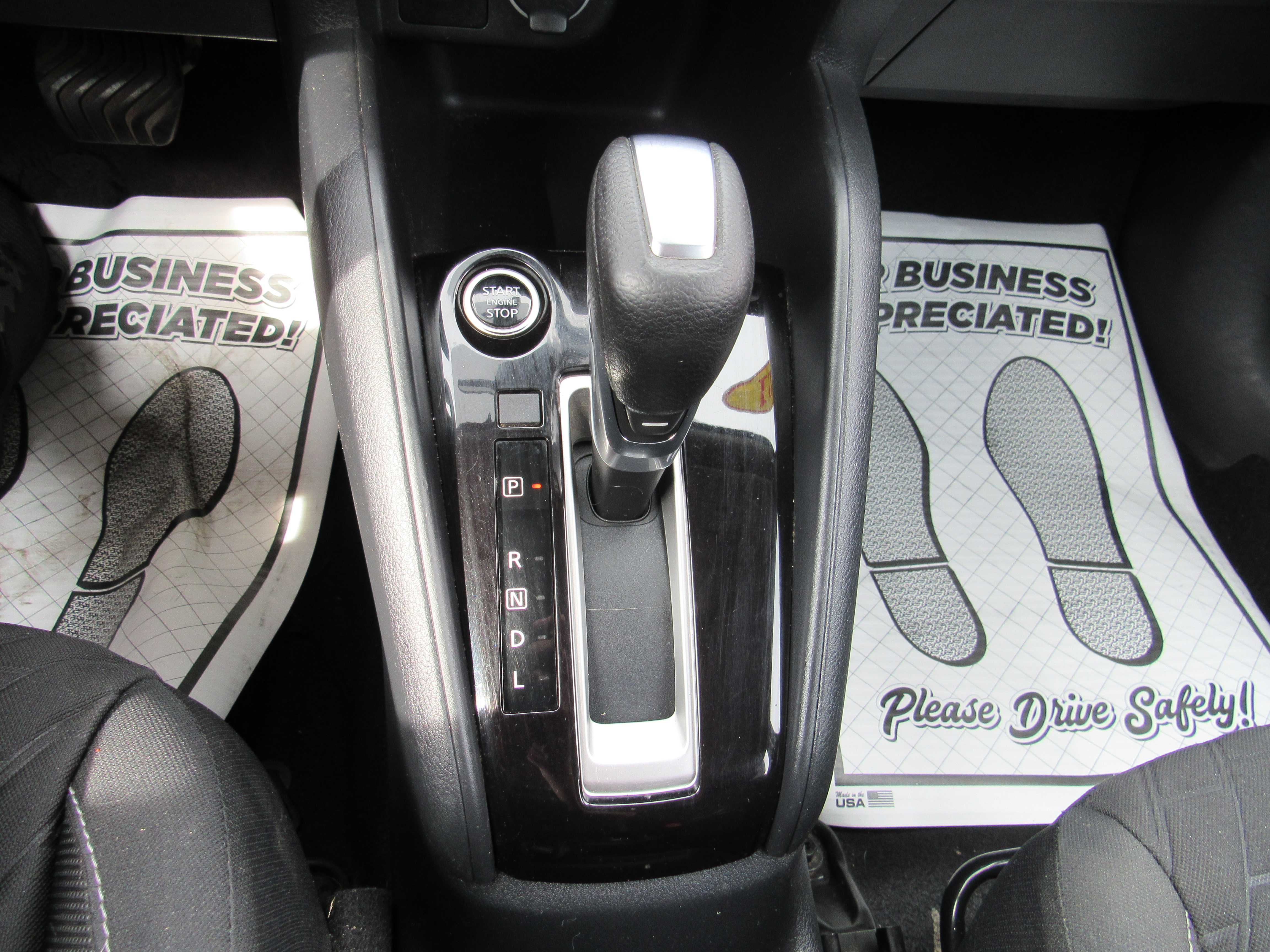 WHITE, 2021 NISSAN KICKS Thumnail Image 19