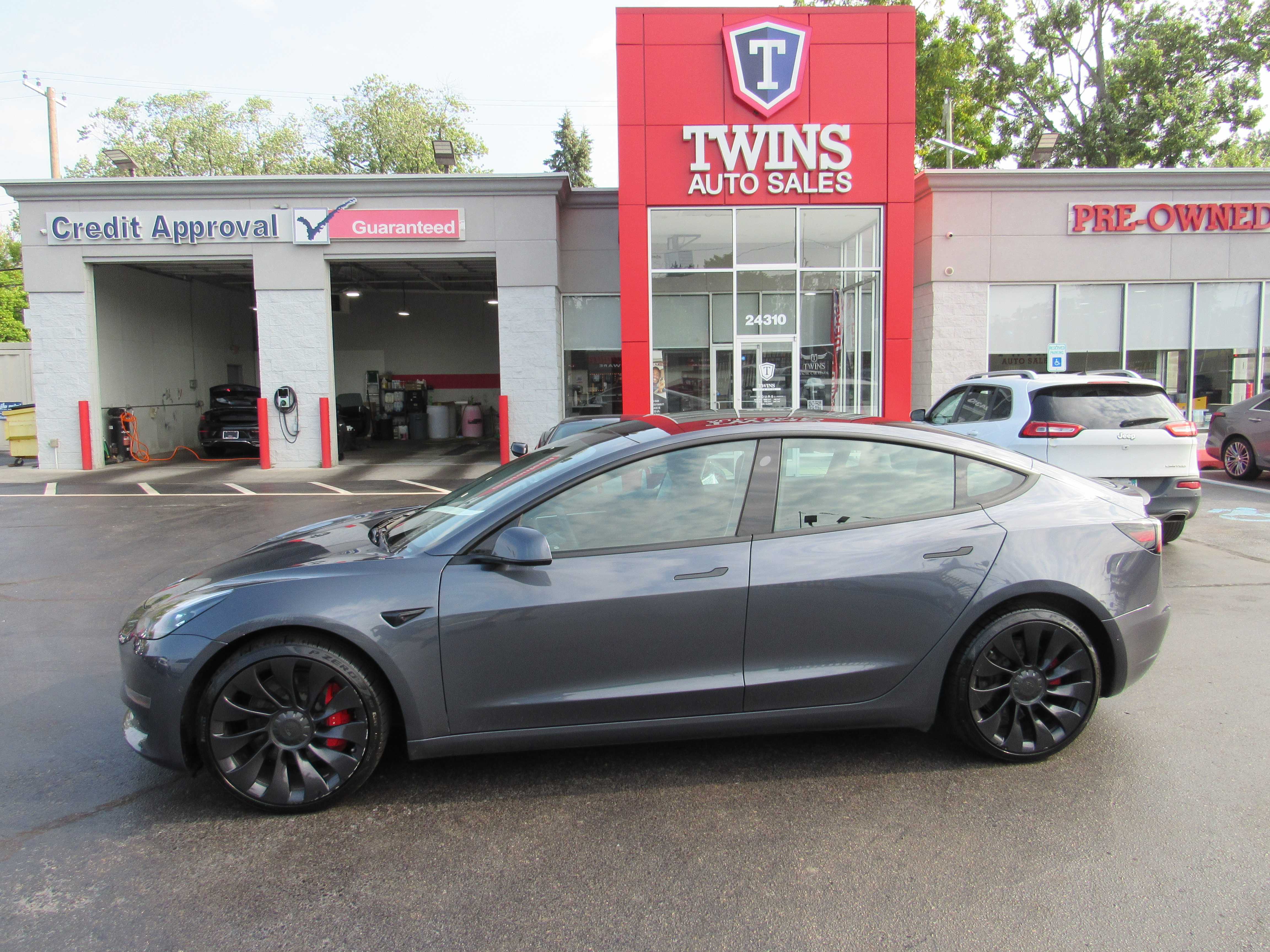 GREY, 2022 TESLA MODEL 3 Image 