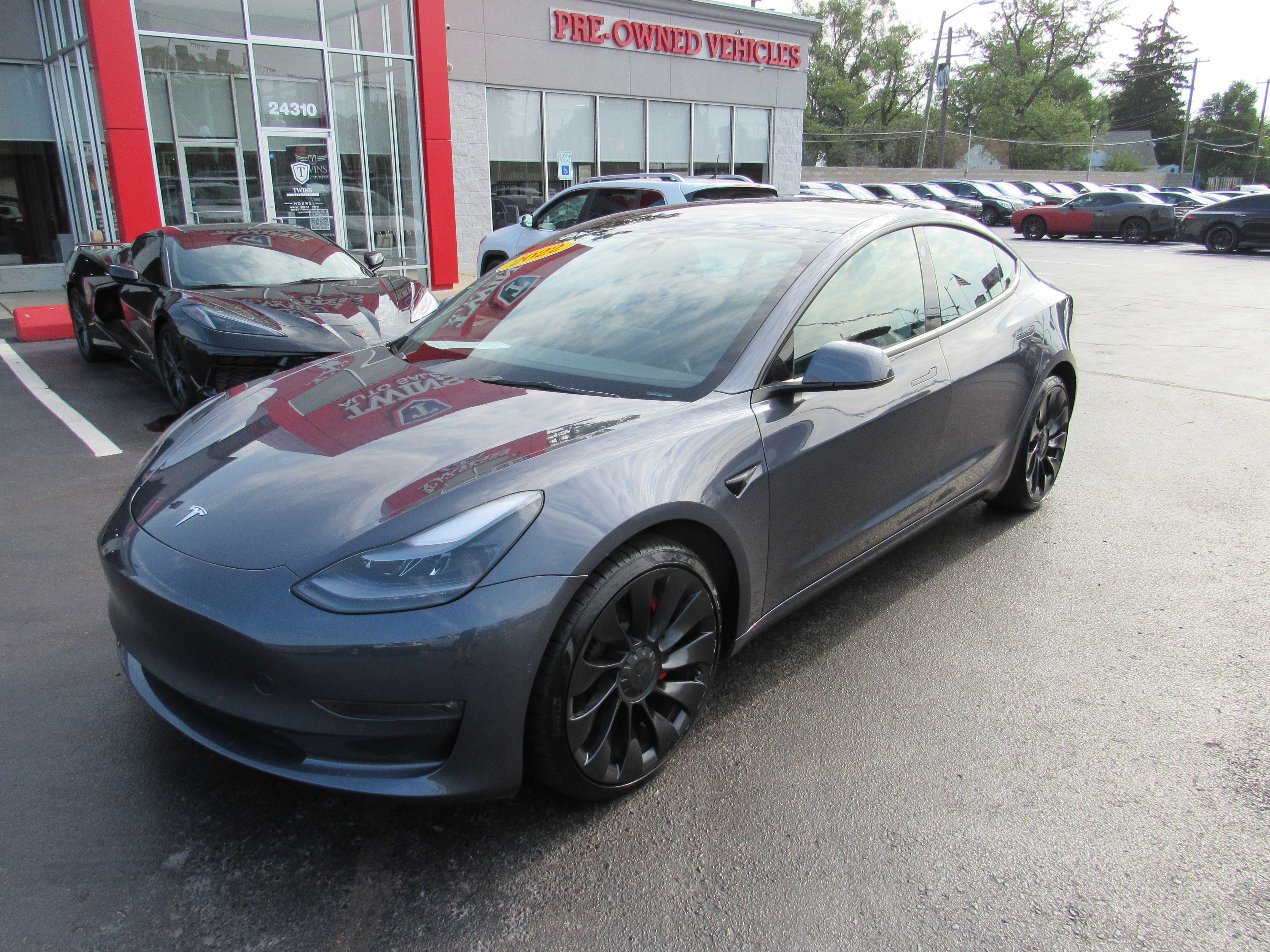 GREY, 2022 TESLA MODEL 3 Thumnail Image 2