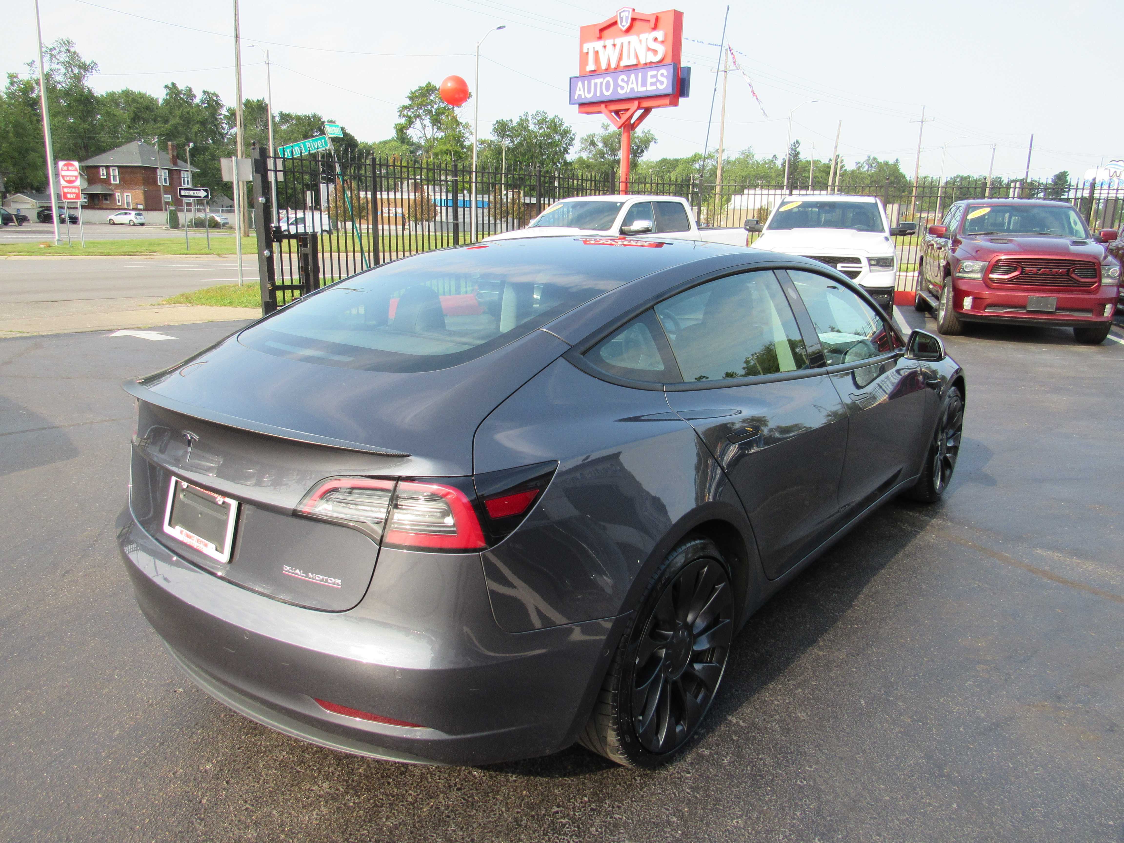 GREY, 2022 TESLA MODEL 3 Thumnail Image 6