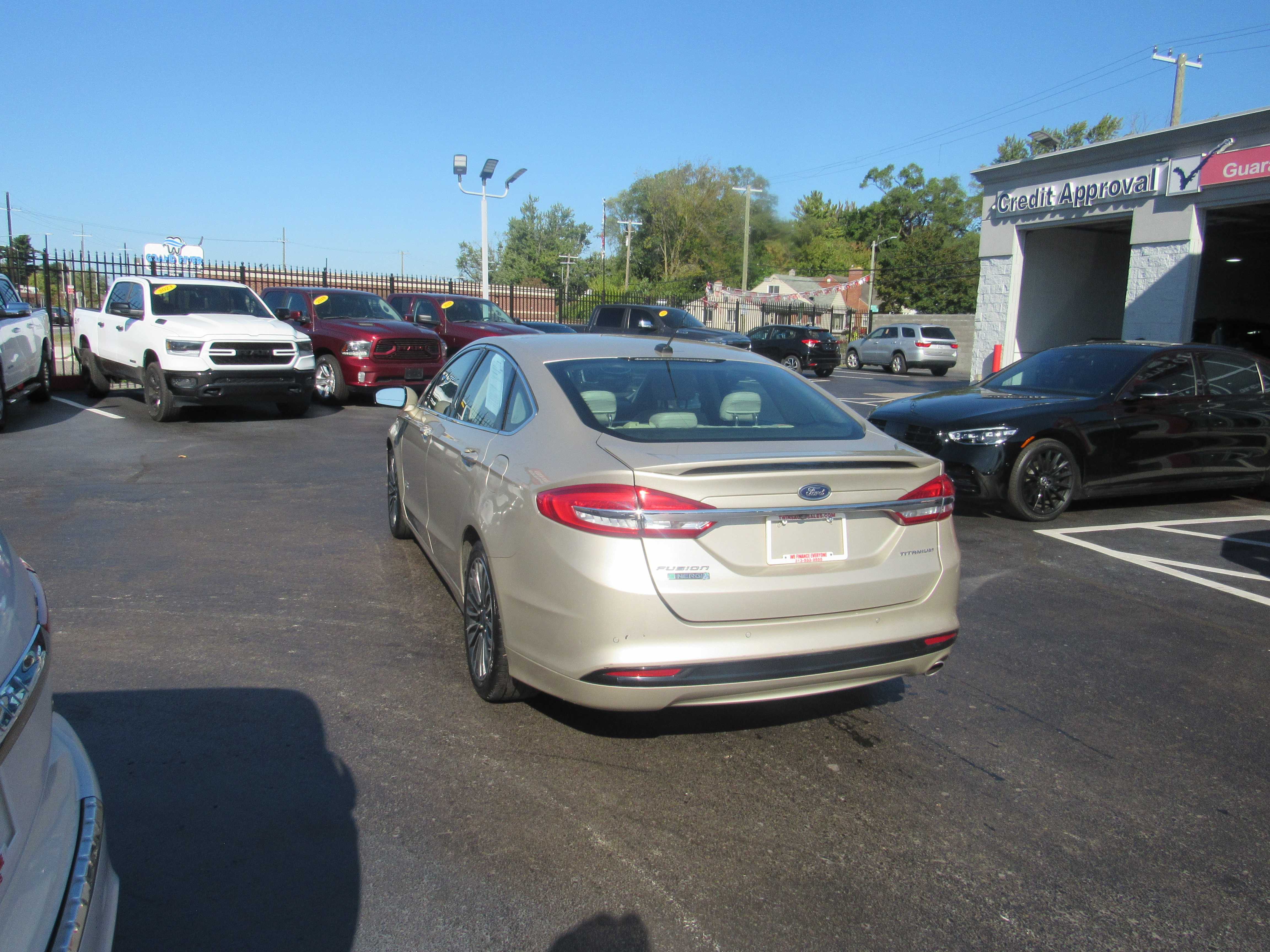 GOLD, 2017 FORD FUSION ENERGI Thumnail Image 3