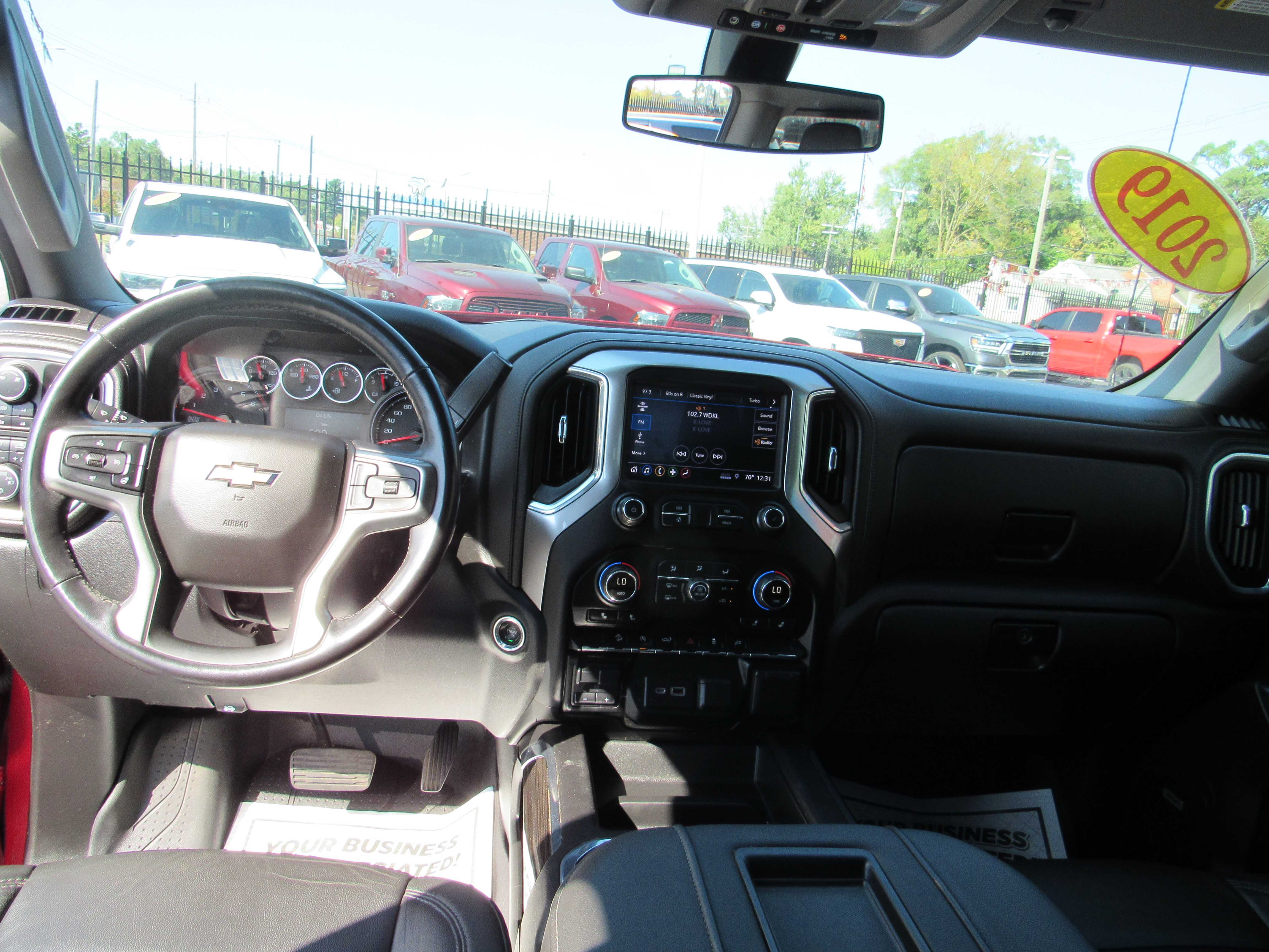 RED, 2019 CHEVROLET SILVERADO 1500 CREW CAB Thumnail Image 15
