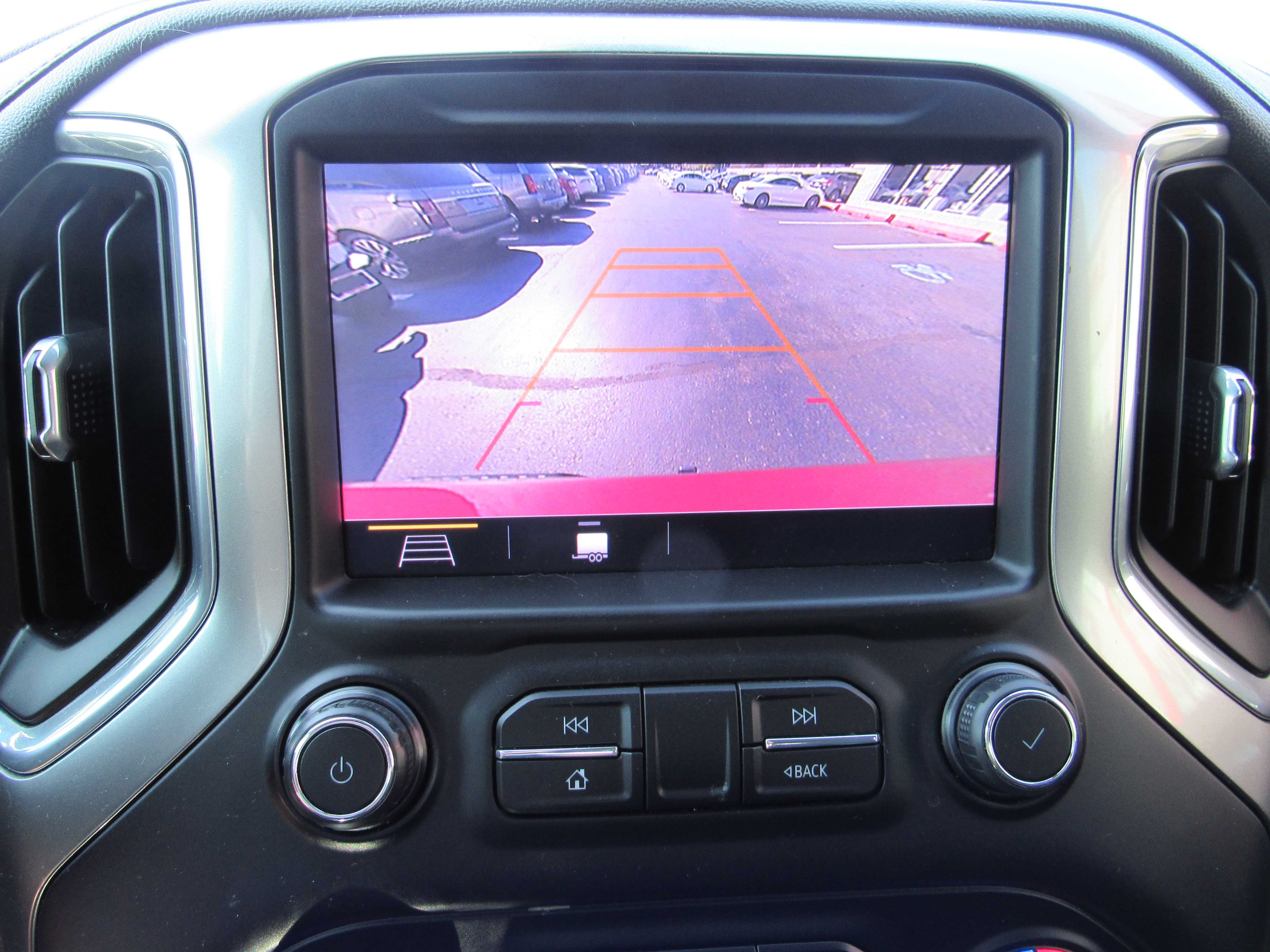 RED, 2019 CHEVROLET SILVERADO 1500 CREW CAB Thumnail Image 21