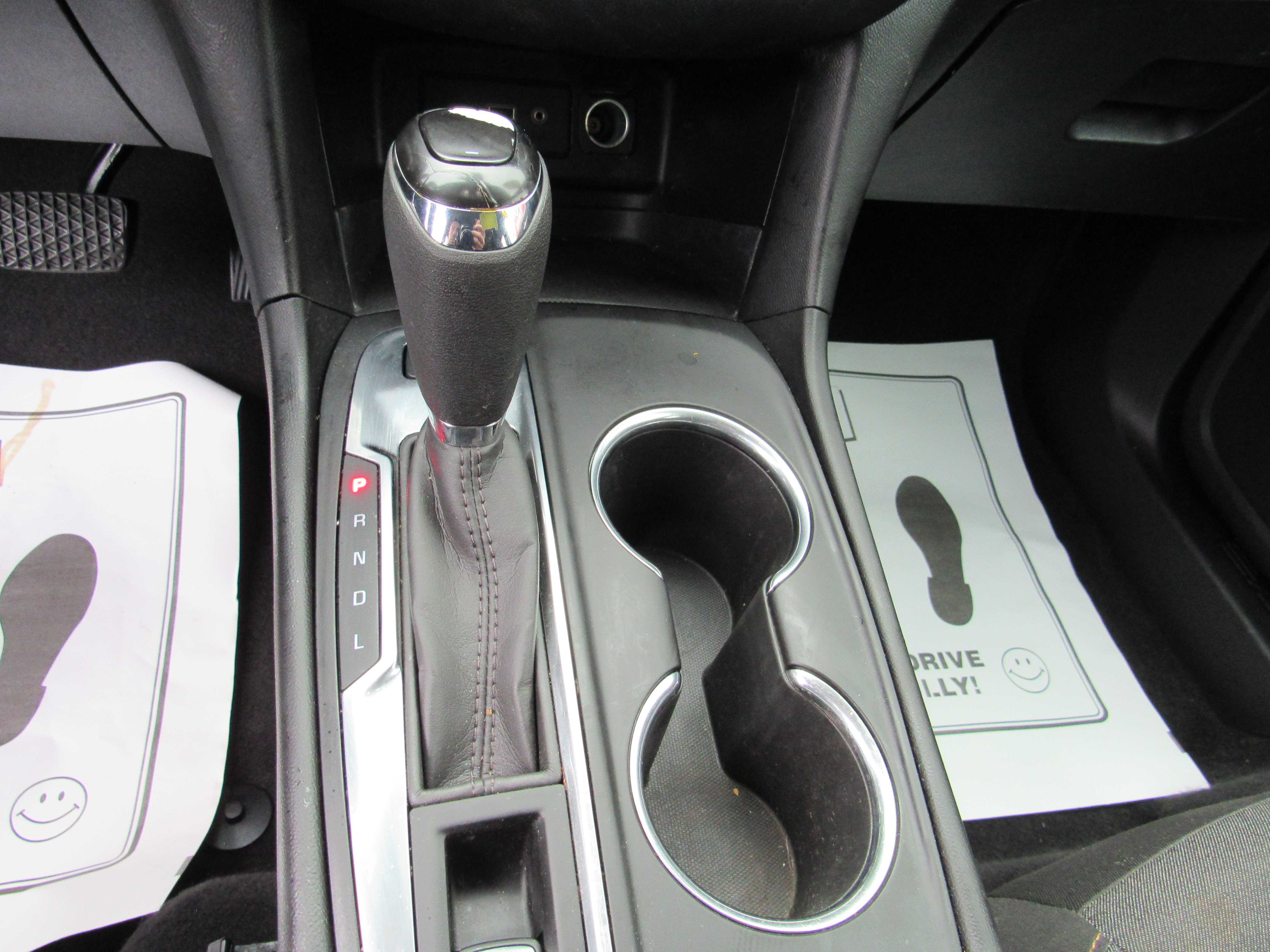 WHITE, 2020 CHEVROLET EQUINOX Thumnail Image 13