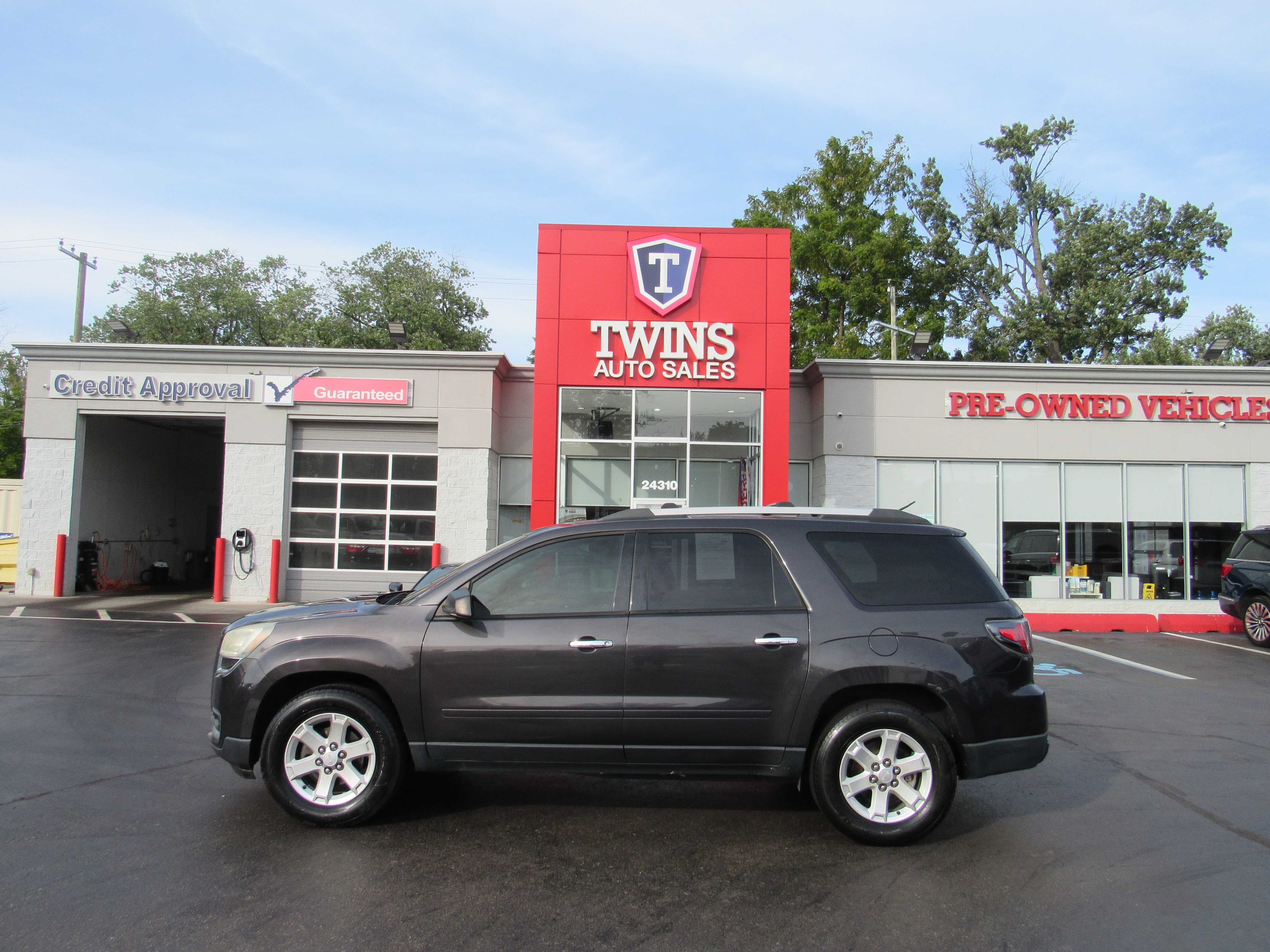 GREY, 2016 GMC ACADIA Thumnail Image 1