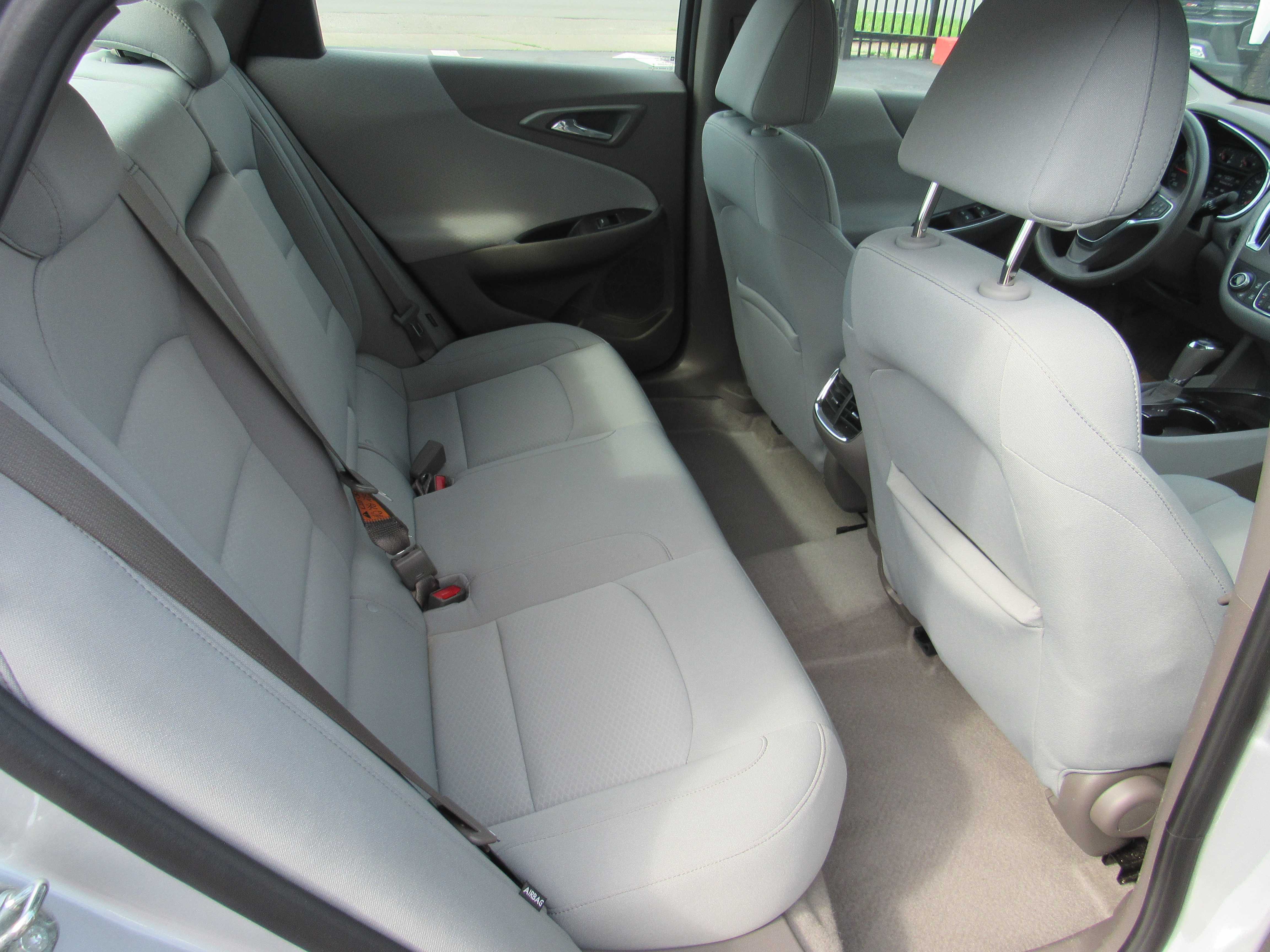 SILVER, 2020 CHEVROLET MALIBU Thumnail Image 9