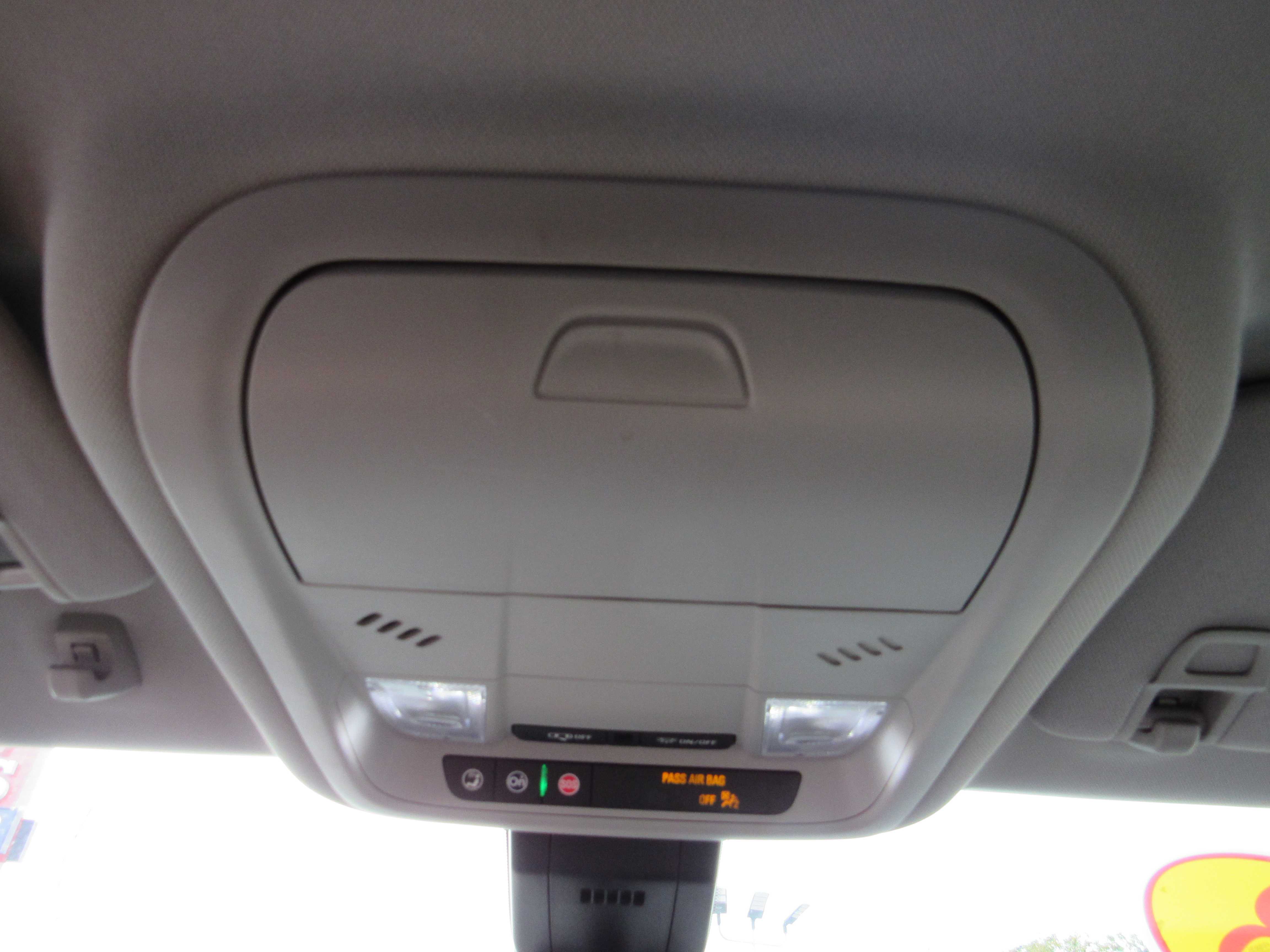 GREY, 2023 CHEVROLET EQUINOX Thumnail Image 18