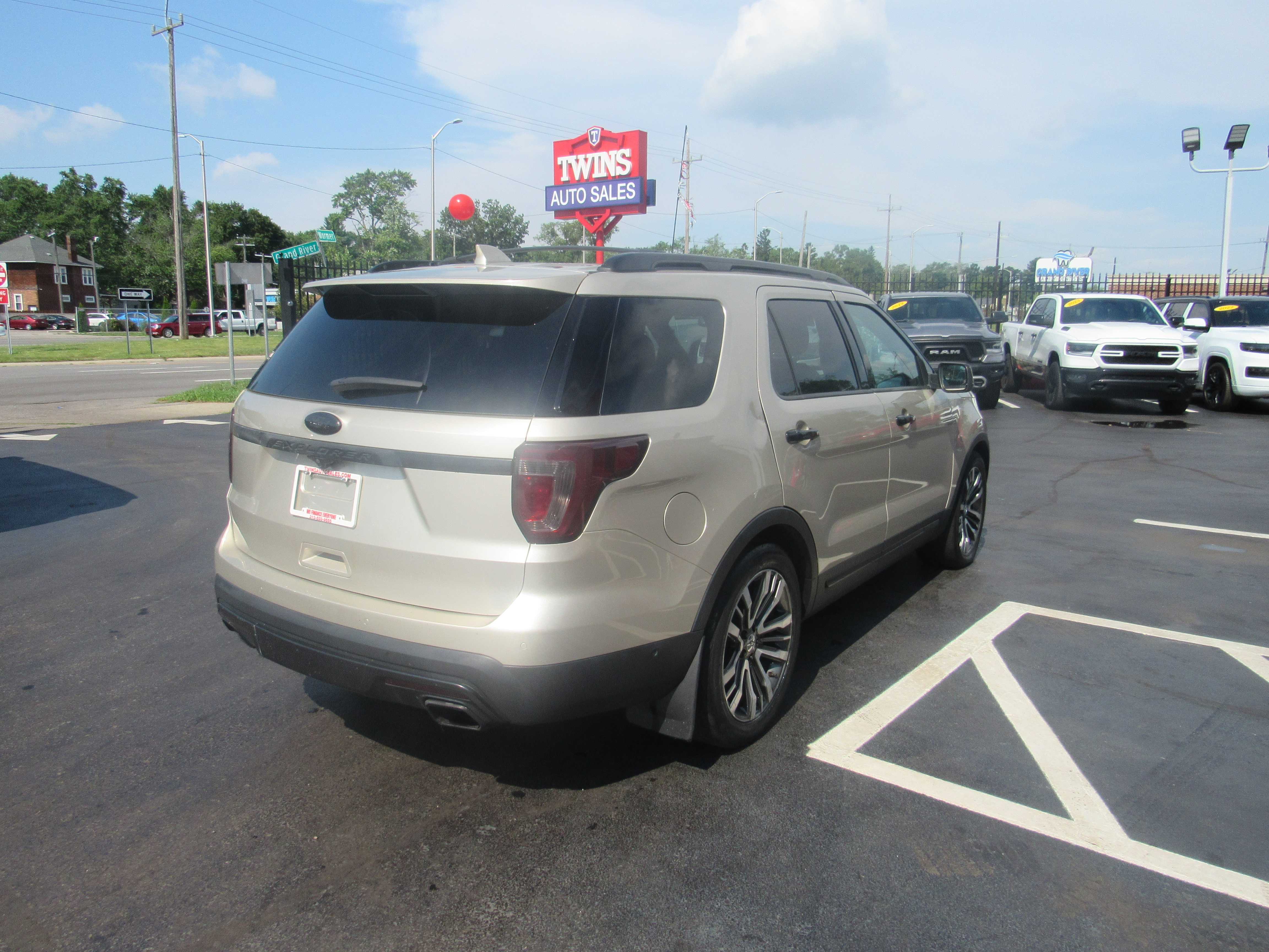 GOLD, 2017 FORD EXPLORER Thumnail Image 4