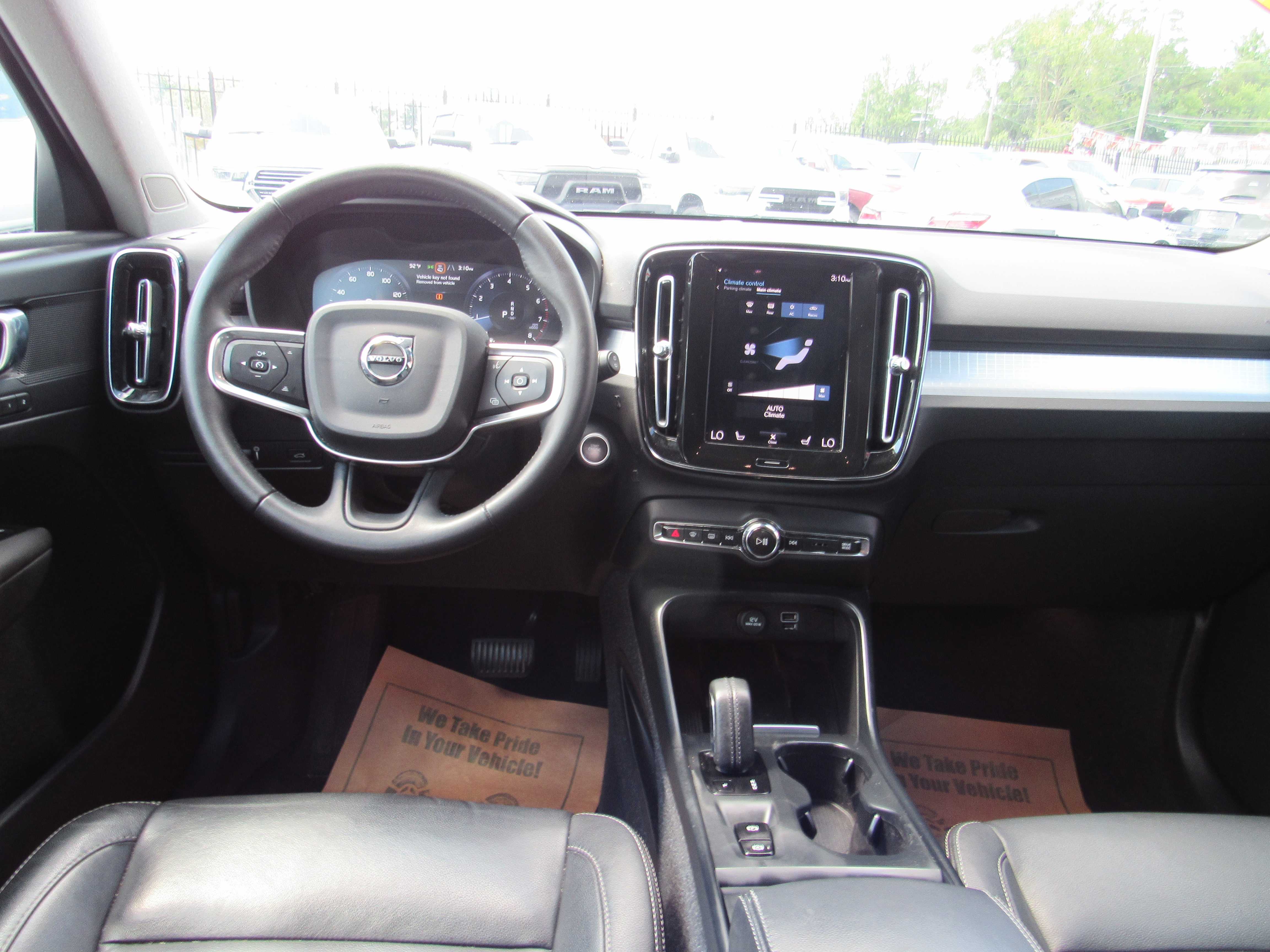 BLUE, 2021 VOLVO XC40 Thumnail Image 14