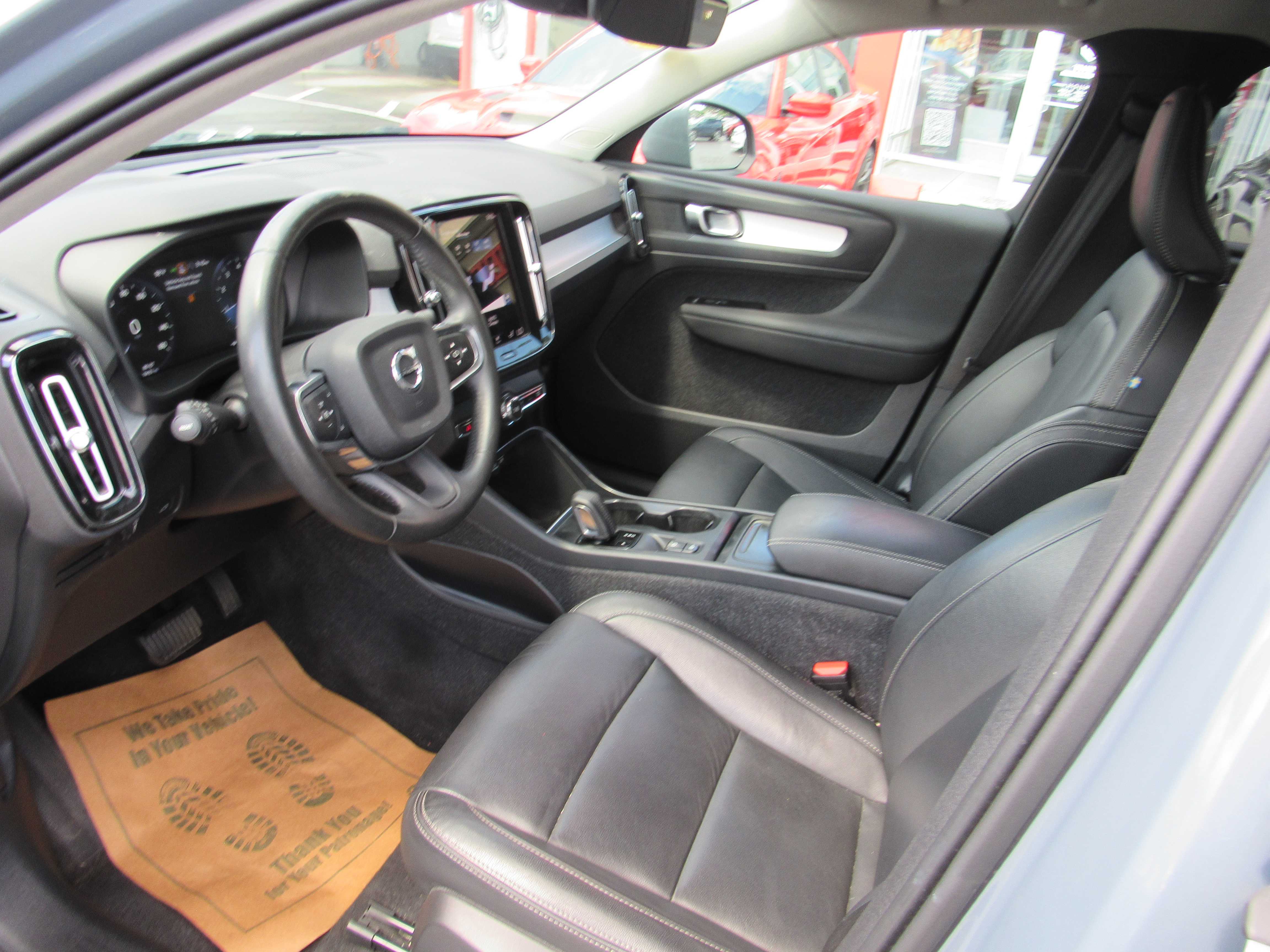 BLUE, 2021 VOLVO XC40 Thumnail Image 15