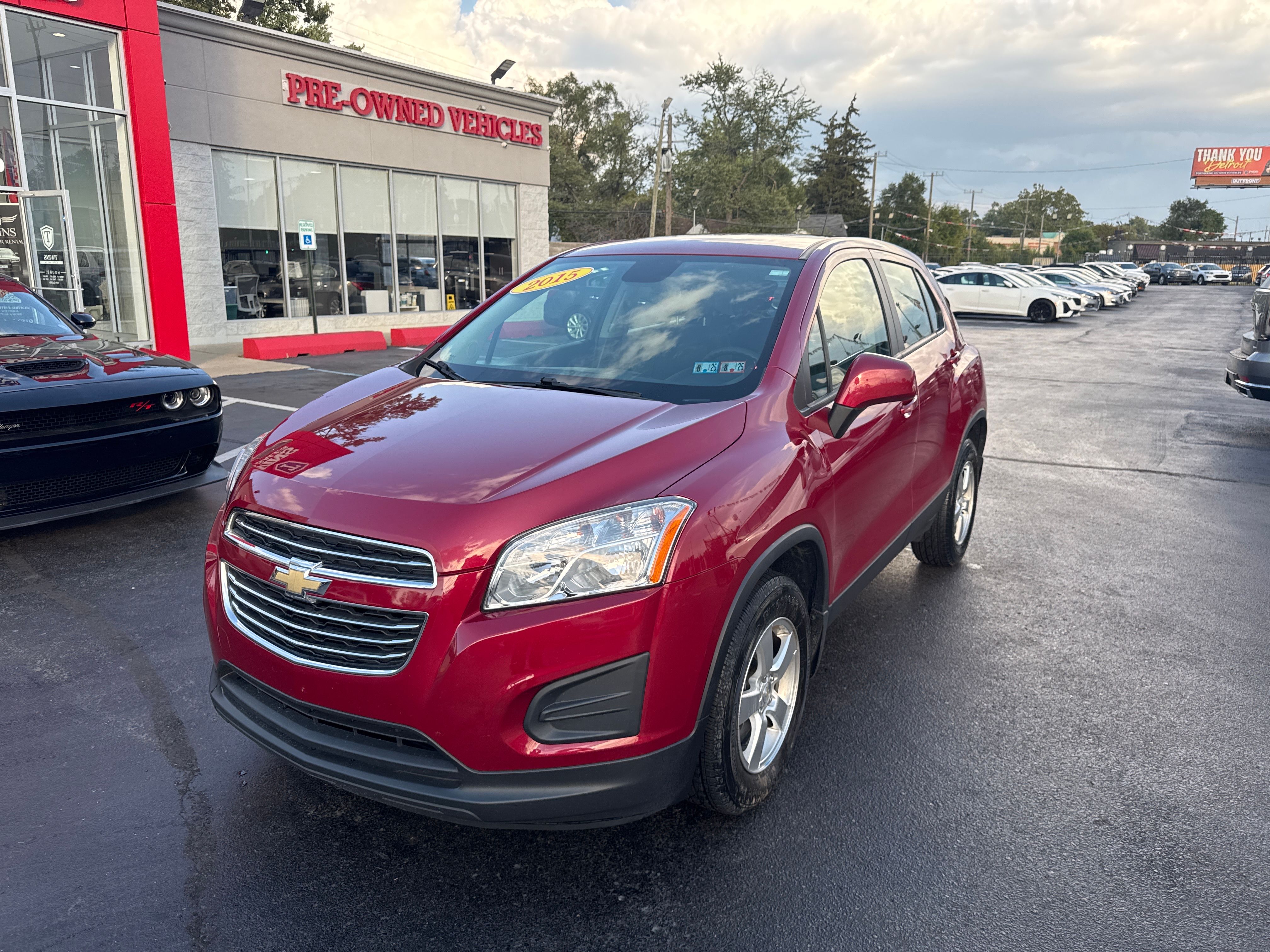 RED, 2015 CHEVROLET TRAX Thumnail Image 2