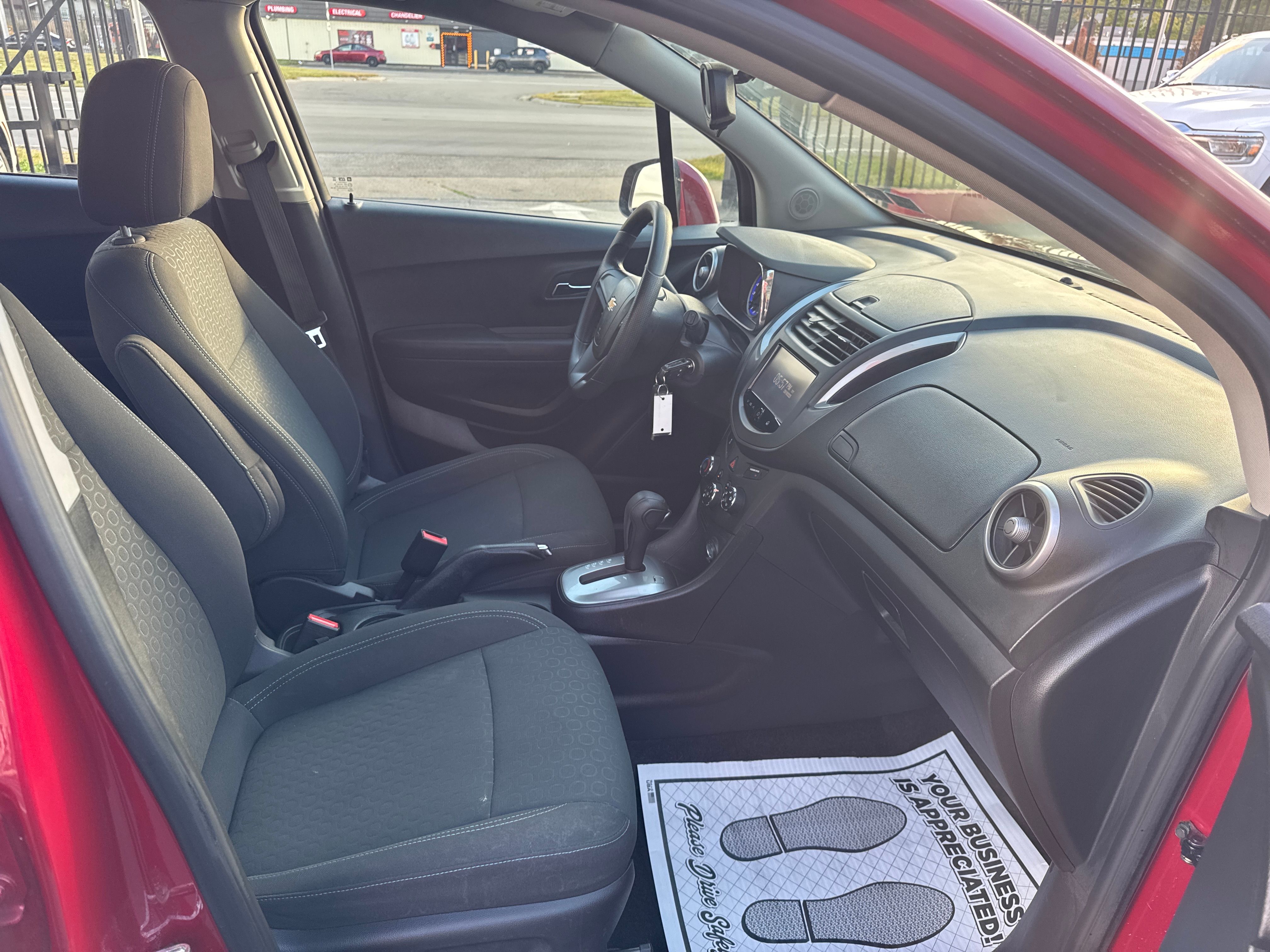 RED, 2015 CHEVROLET TRAX Thumnail Image 9
