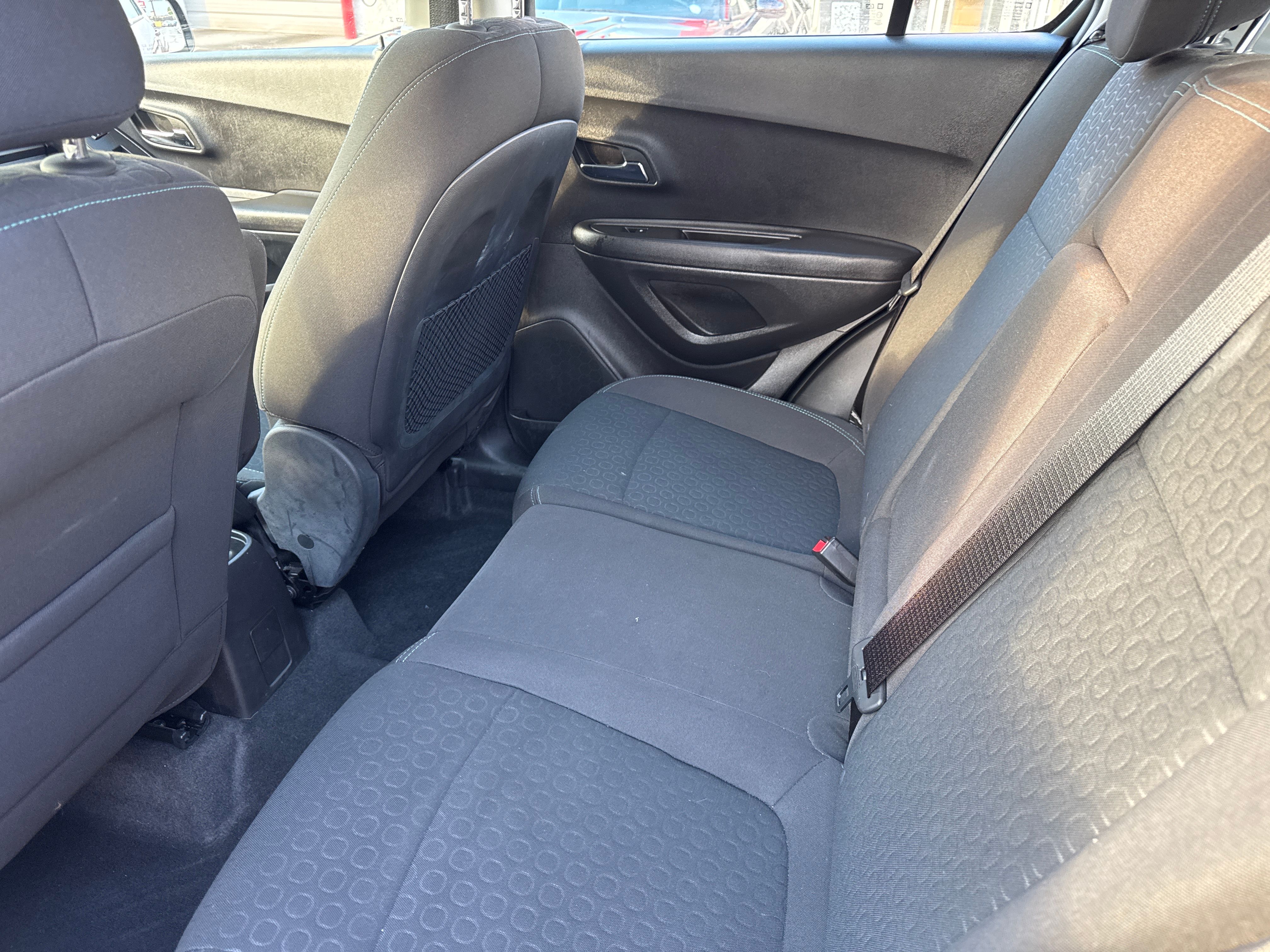 RED, 2015 CHEVROLET TRAX Thumnail Image 11
