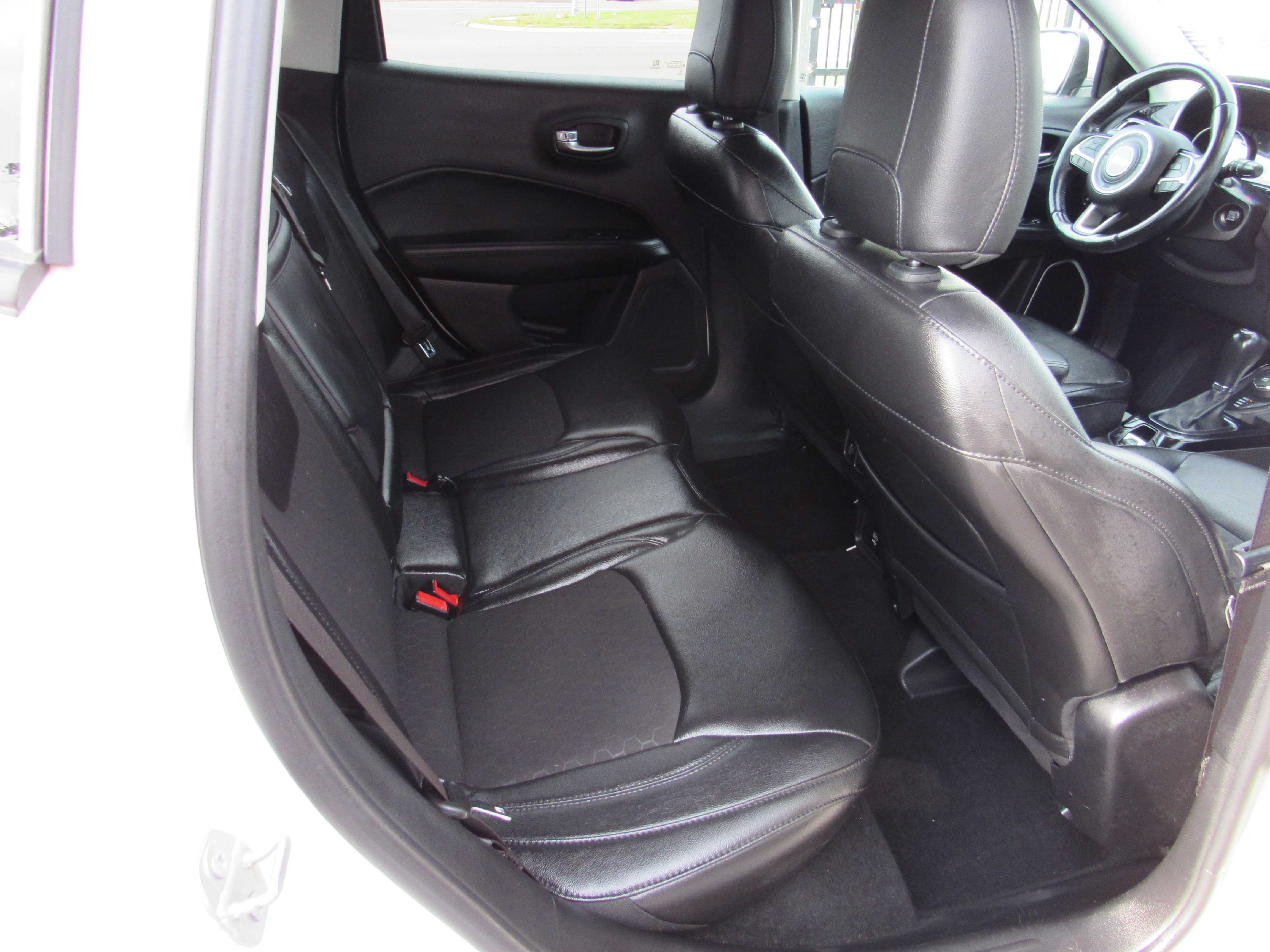 WHITE, 2018 JEEP COMPASS Thumnail Image 10