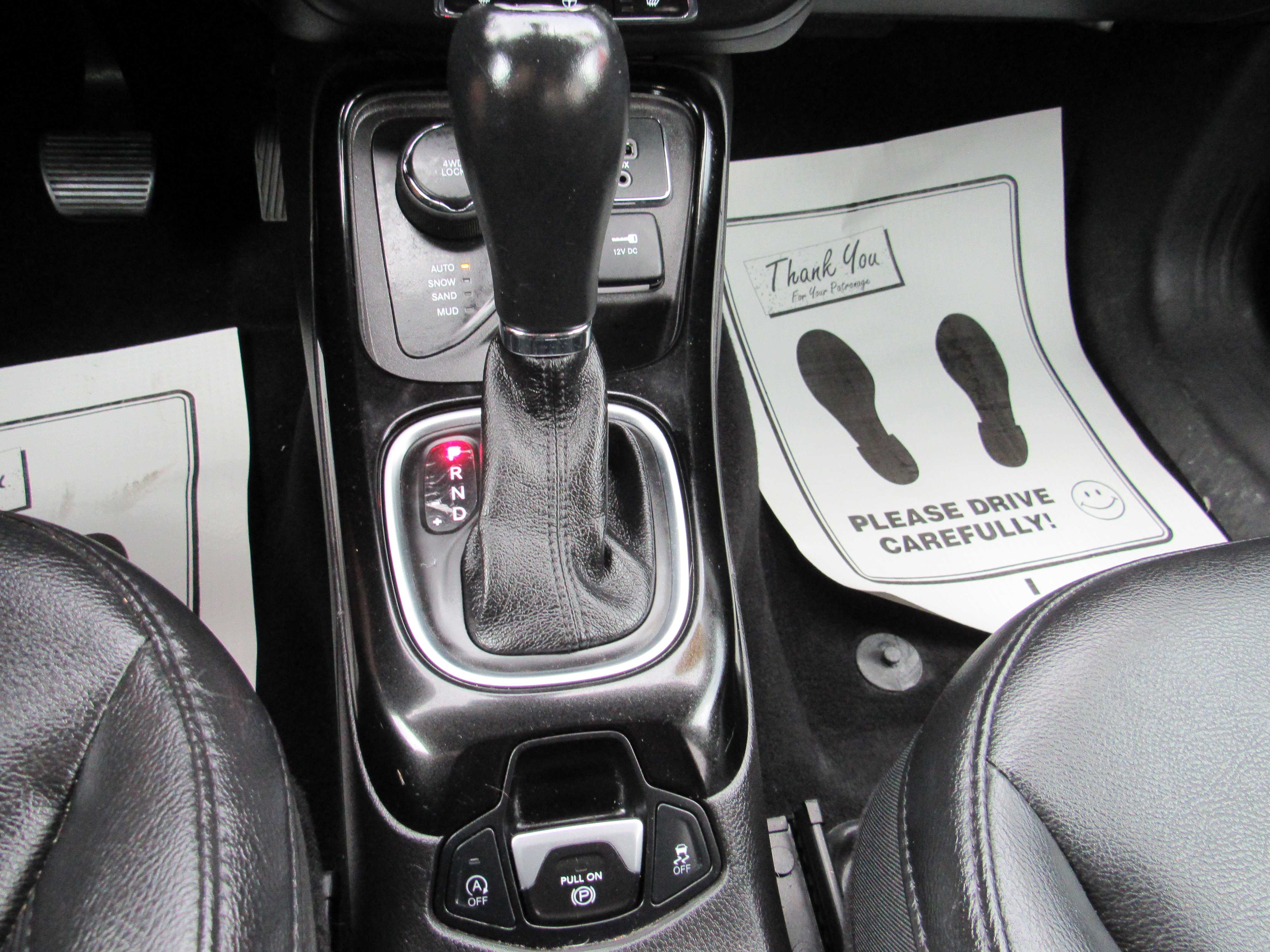 WHITE, 2018 JEEP COMPASS Thumnail Image 19