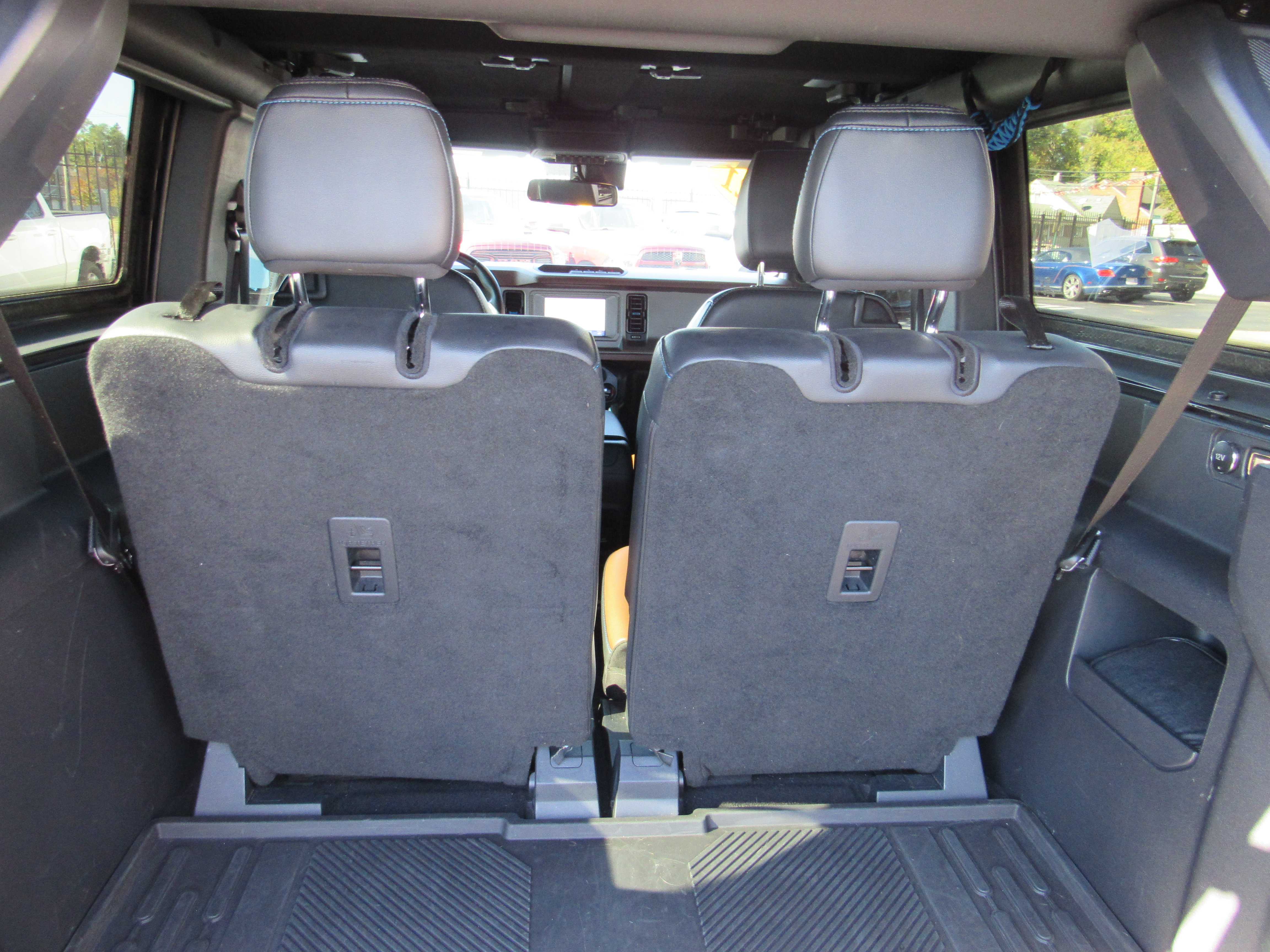 GREY, 2021 FORD BRONCO Thumnail Image 11
