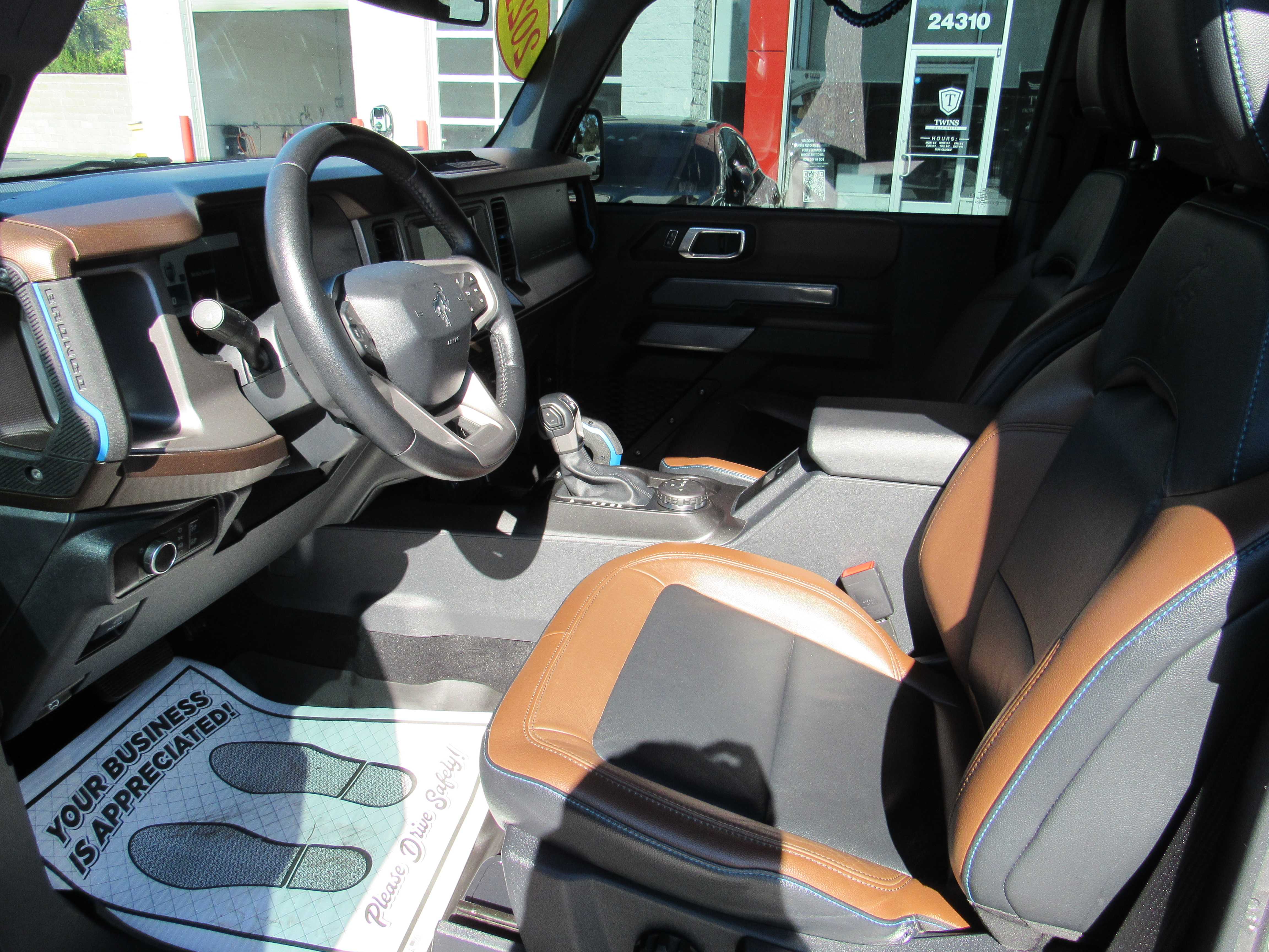 GREY, 2021 FORD BRONCO Thumnail Image 13