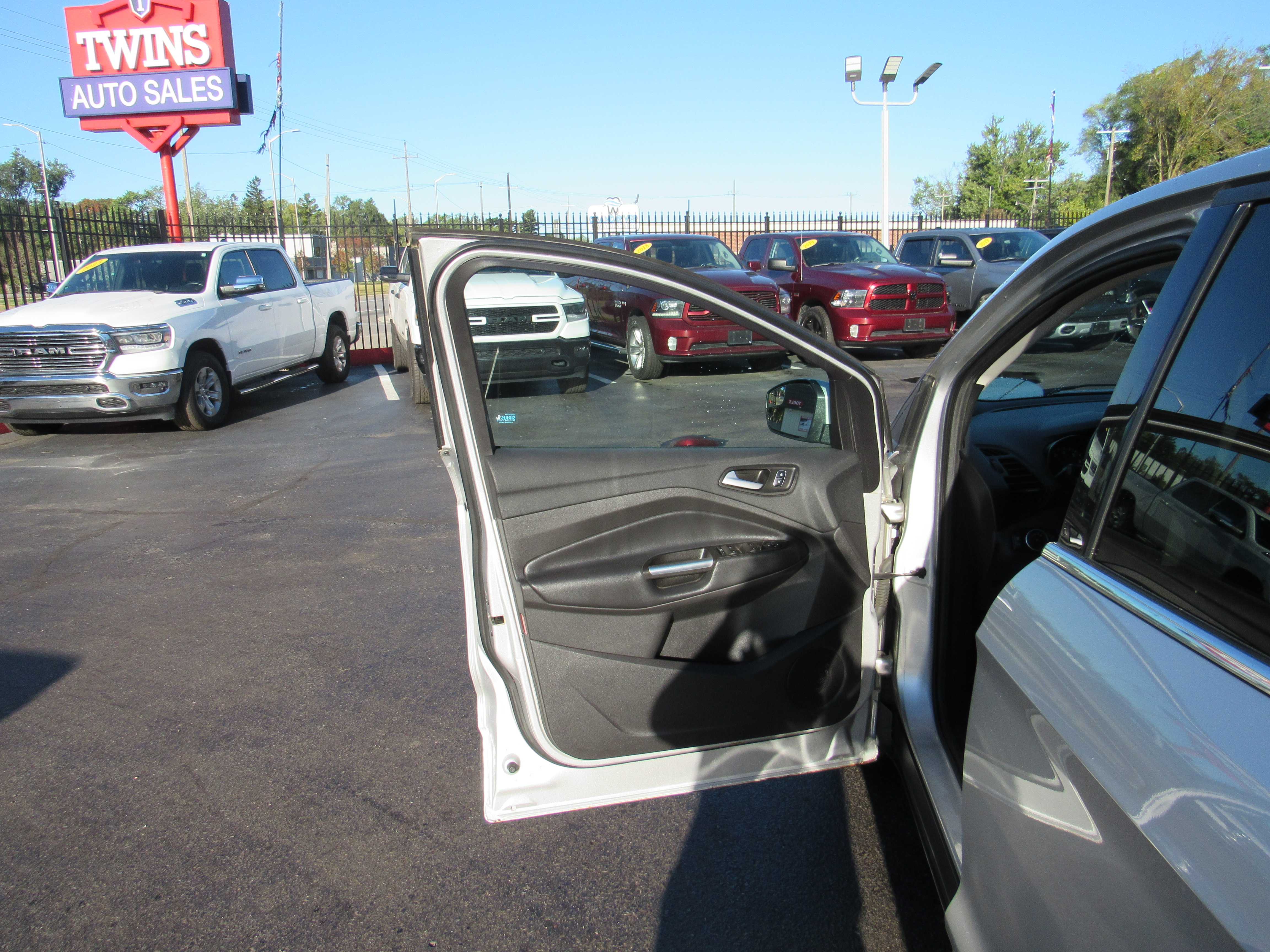 SILVER, 2017 FORD ESCAPE Thumnail Image 7