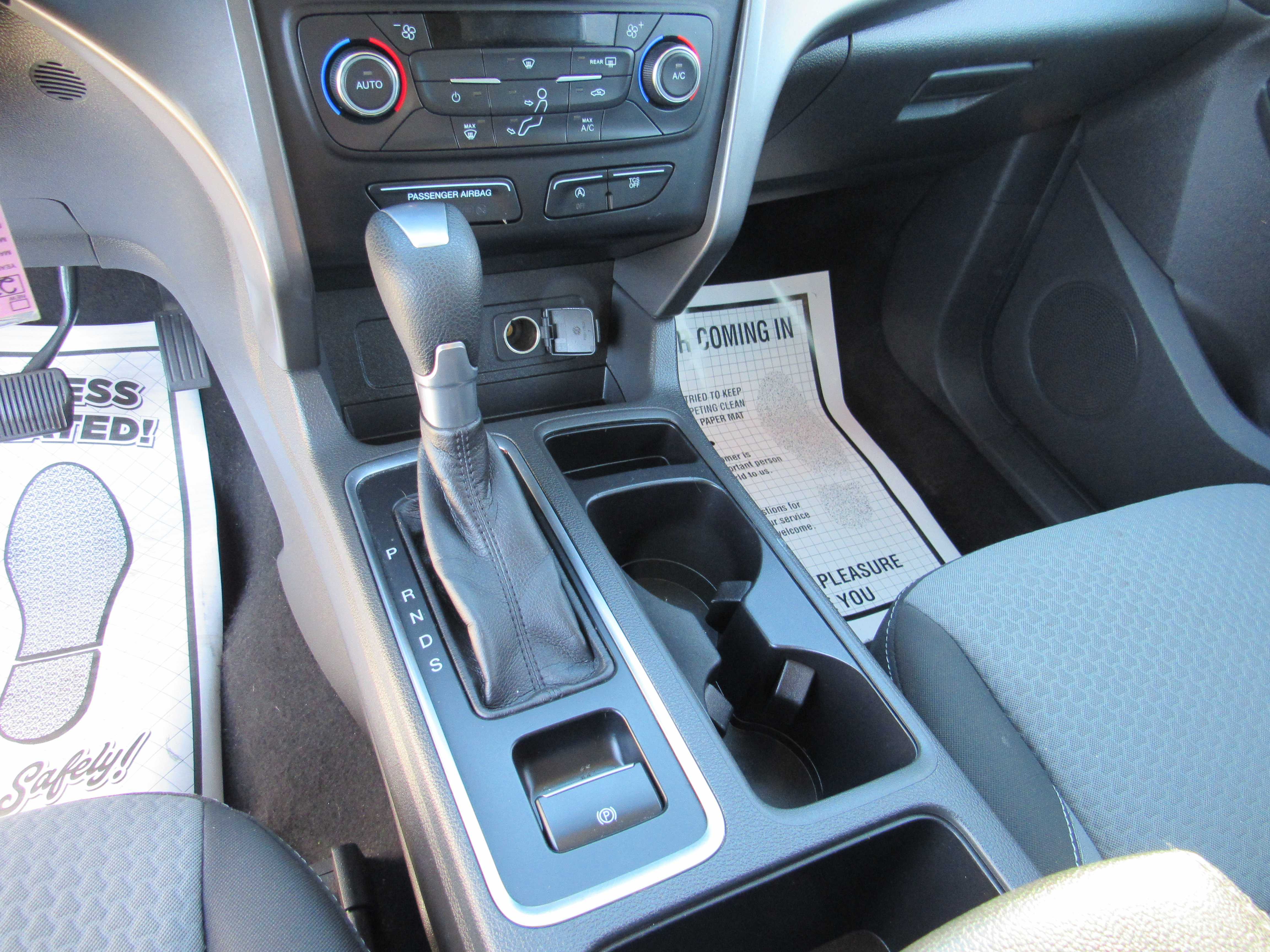 SILVER, 2017 FORD ESCAPE Thumnail Image 16