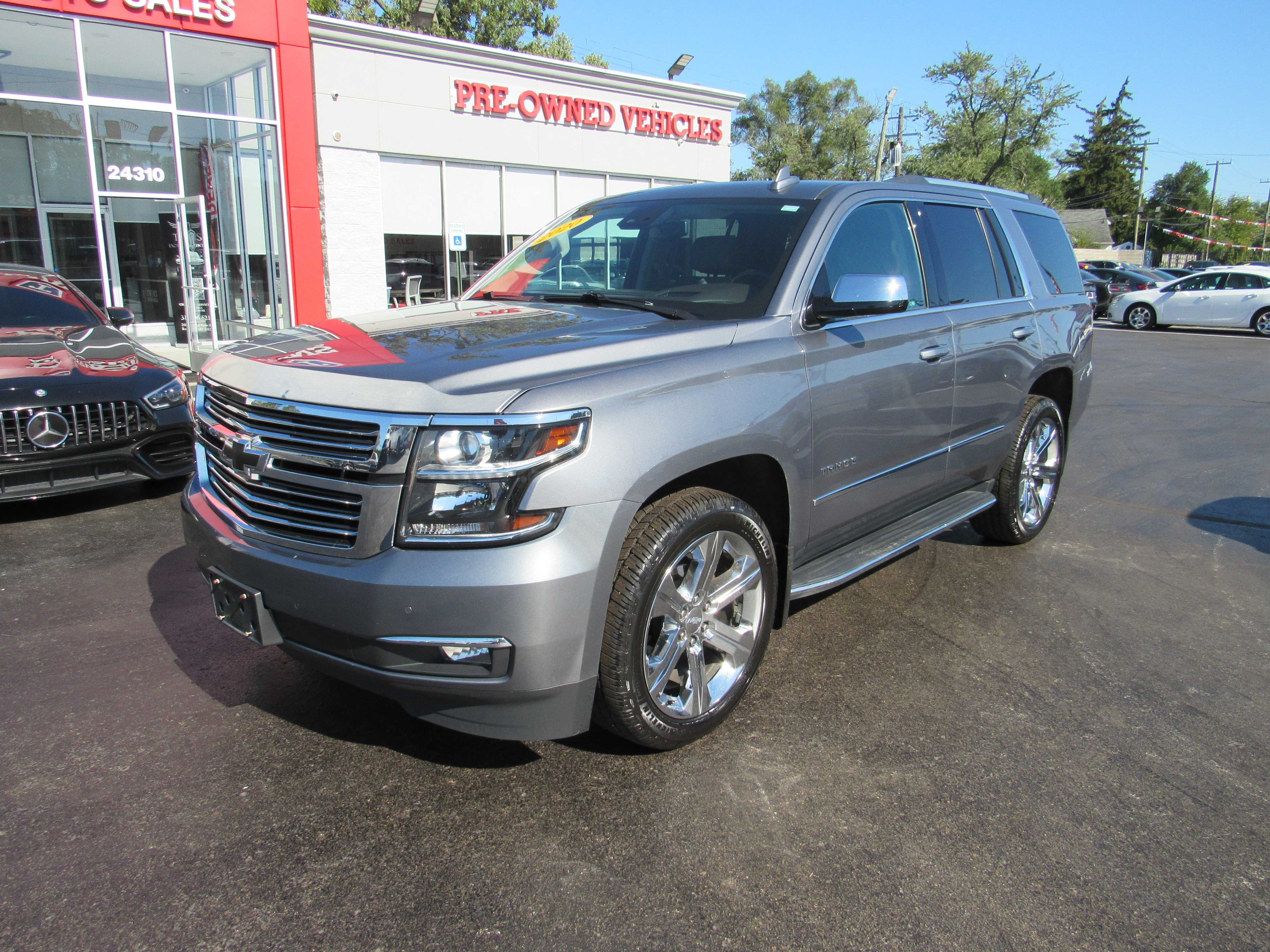 GREY, 2020 CHEVROLET TAHOE Thumnail Image 2