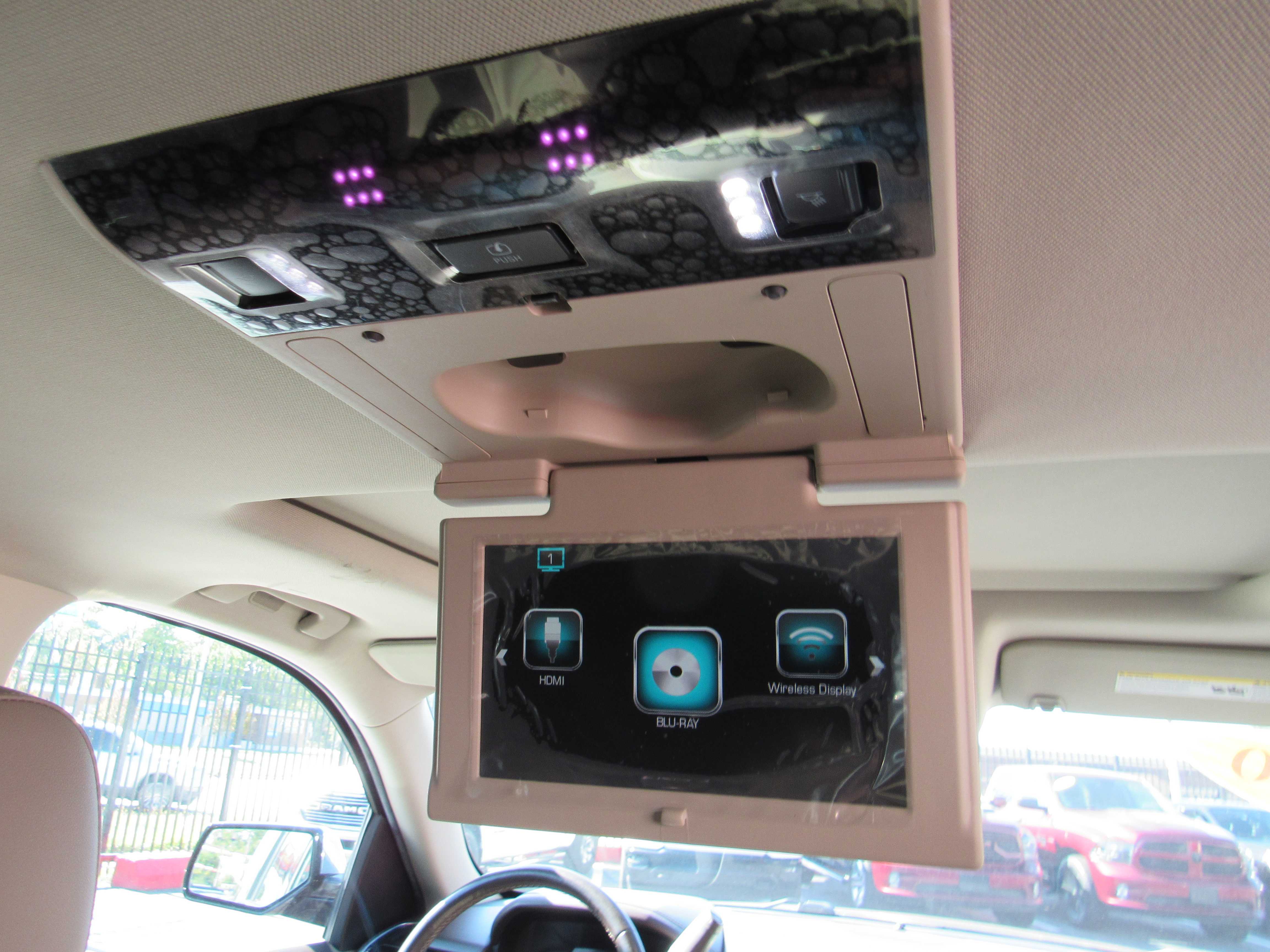 GREY, 2020 CHEVROLET TAHOE Thumnail Image 11