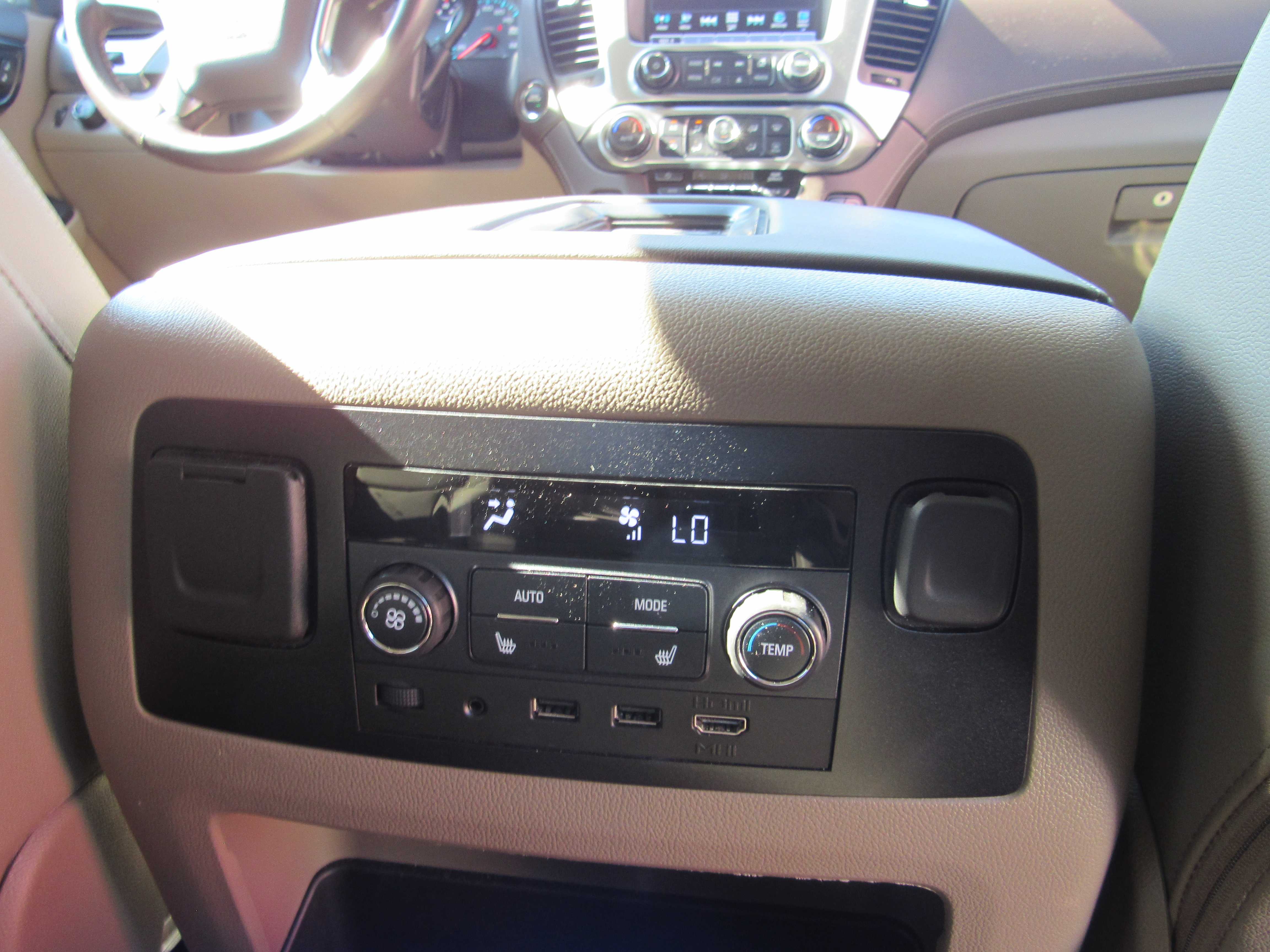 GREY, 2020 CHEVROLET TAHOE Thumnail Image 12