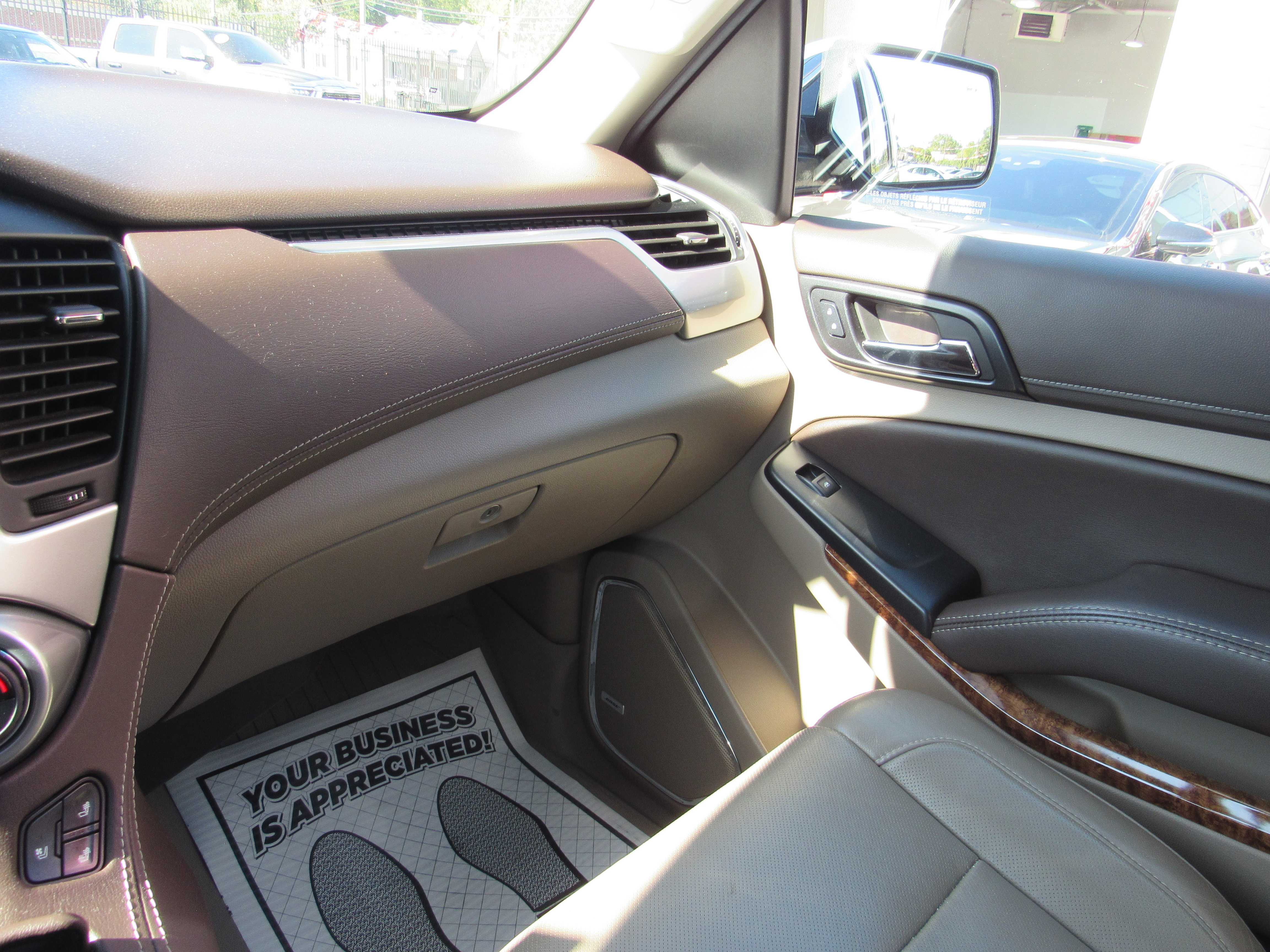 GREY, 2020 CHEVROLET TAHOE Thumnail Image 23